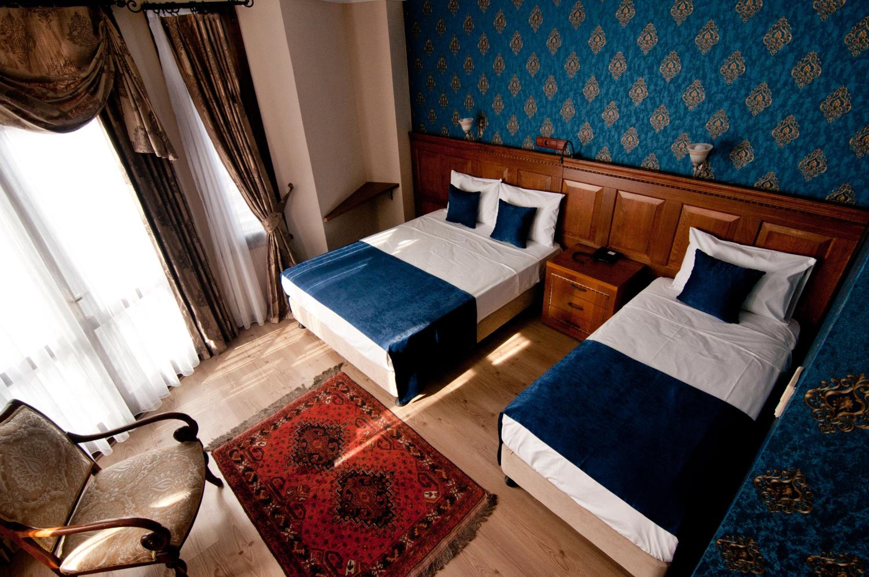 Deluxe Triple Room photo 1