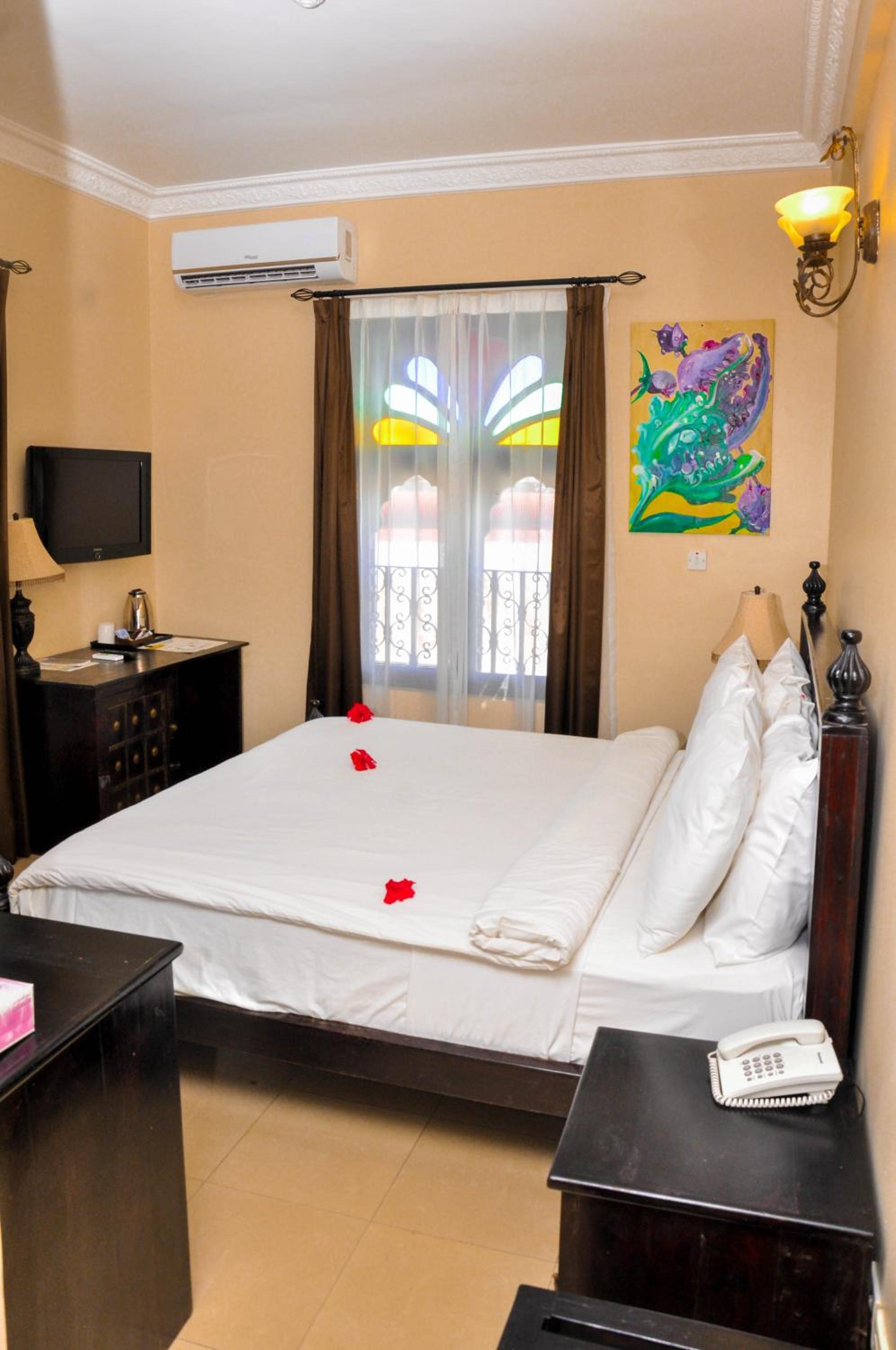 Standard King Room