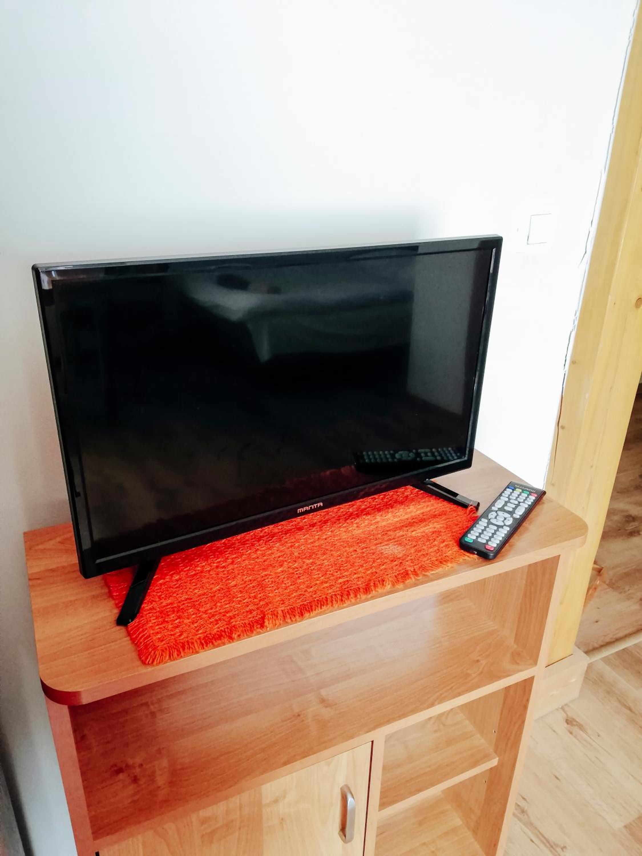 Family Room - Photo 1