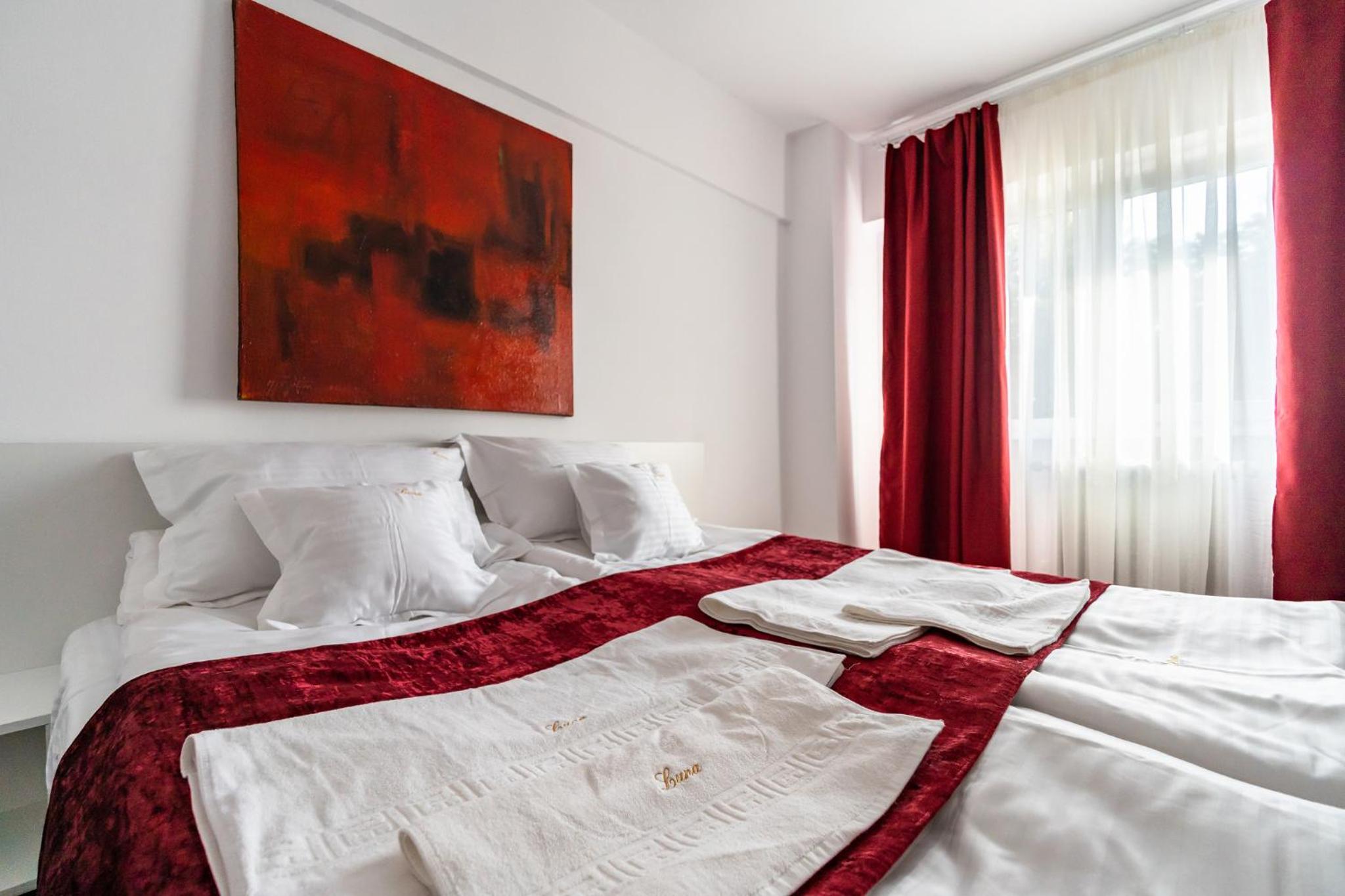 One-Bedroom Apartment - Photo 10