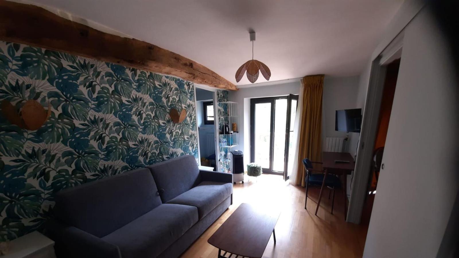 Family Room - Photo 1