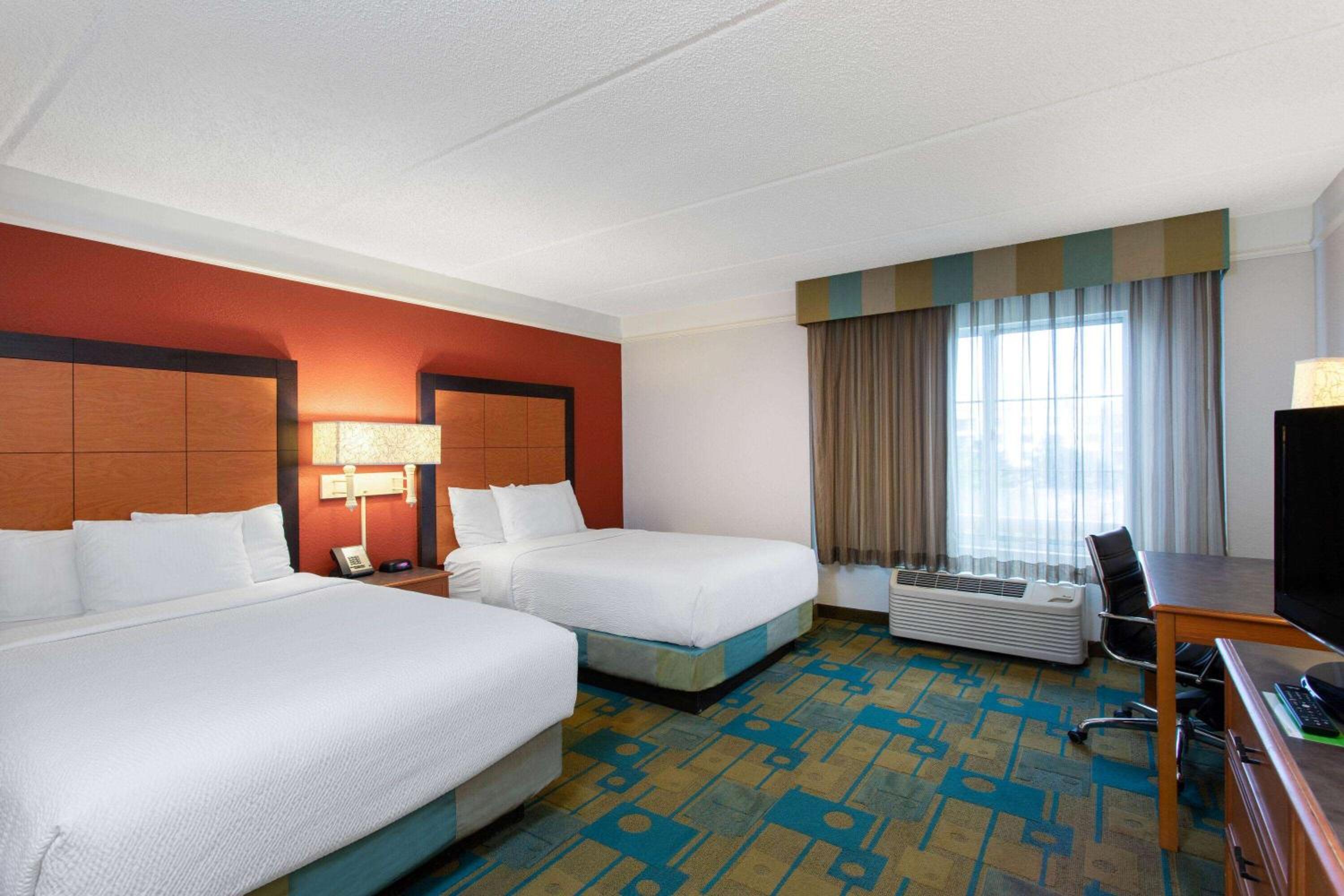Double Room with Two Double Beds - Non-Smoking photo 2