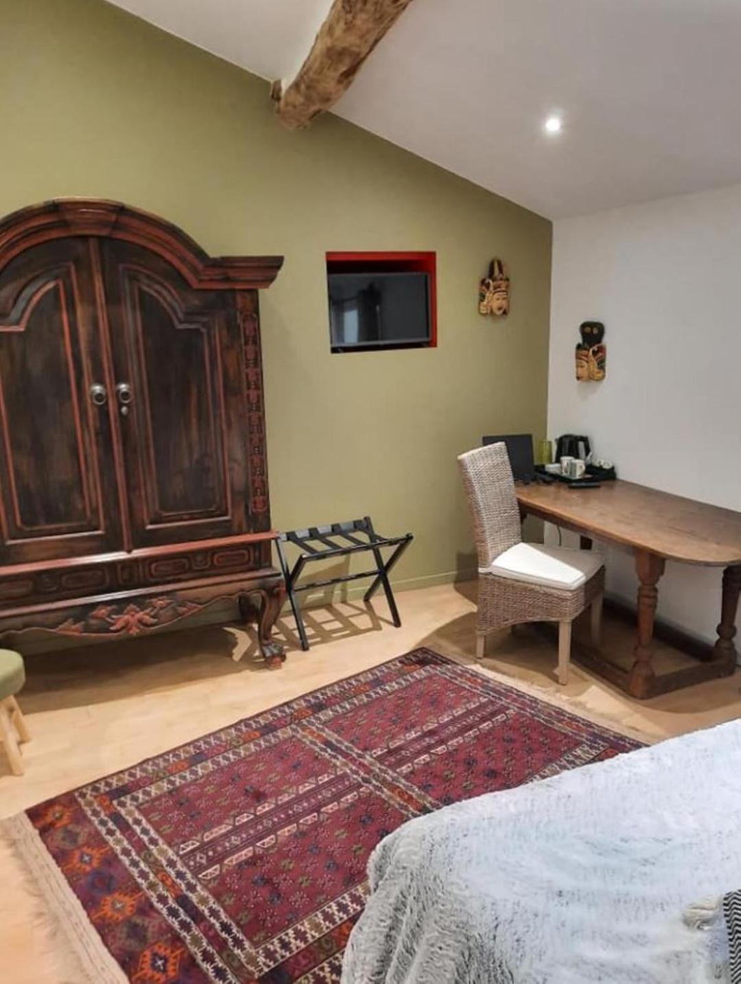 Double Room photo 2