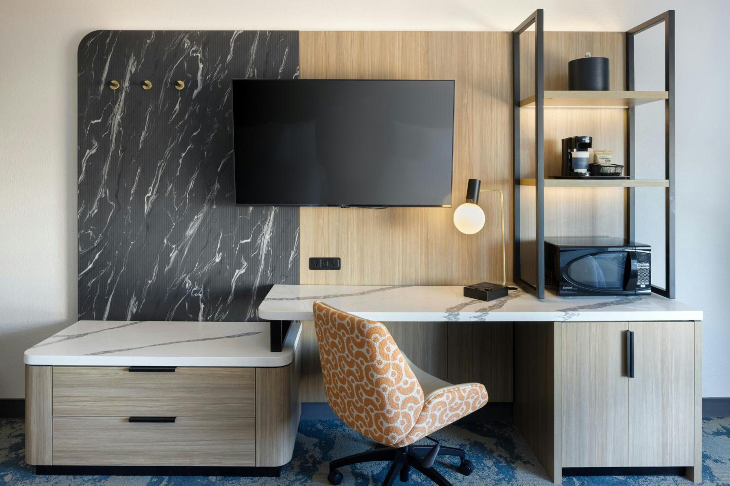 King Room with Sofa Bed