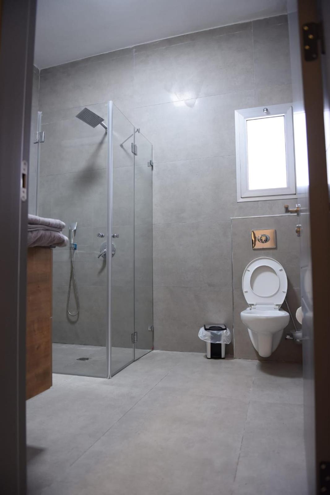 Deluxe Suite - Photo 10