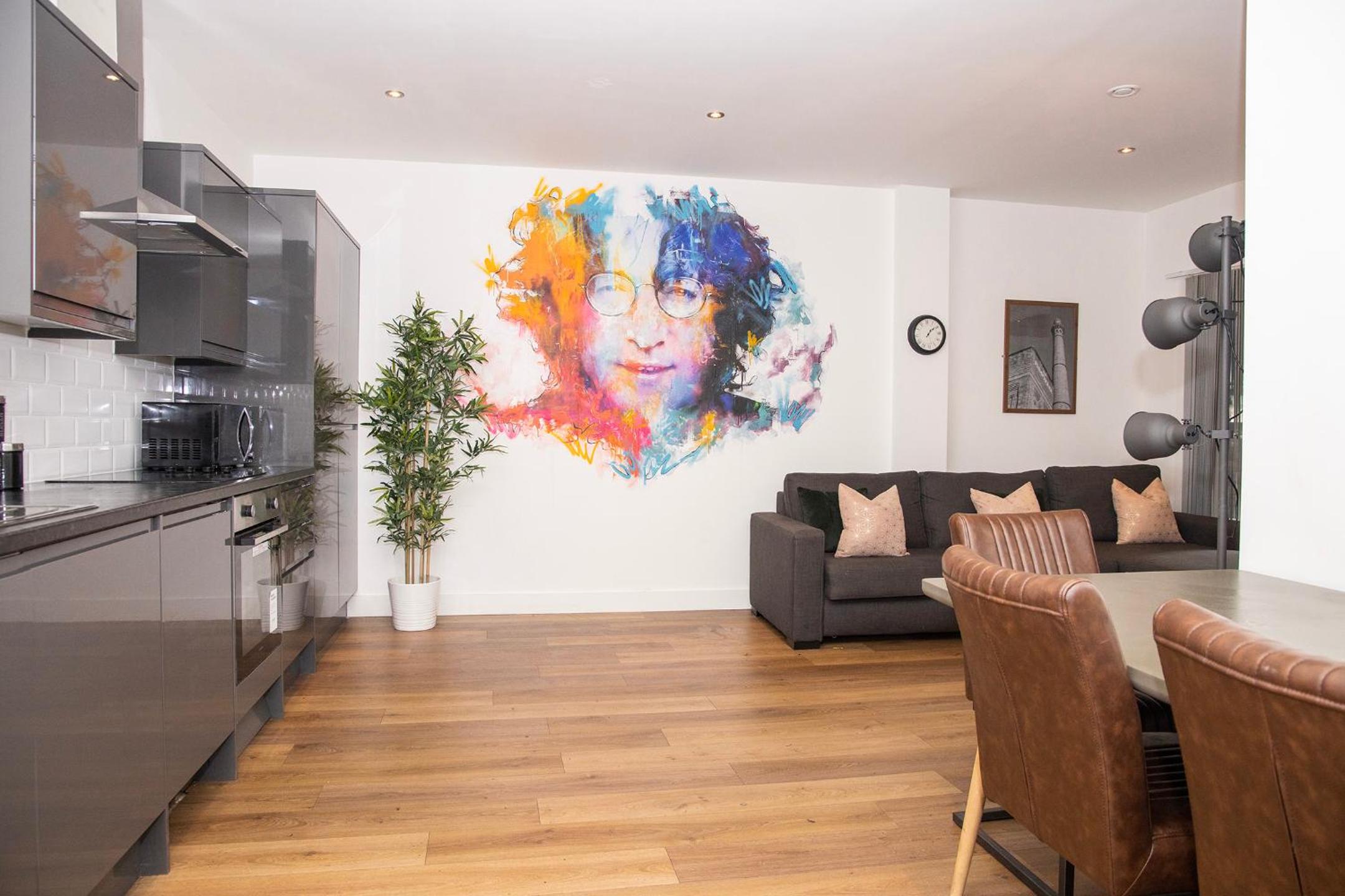 Apartment with Terrace - Photo 22