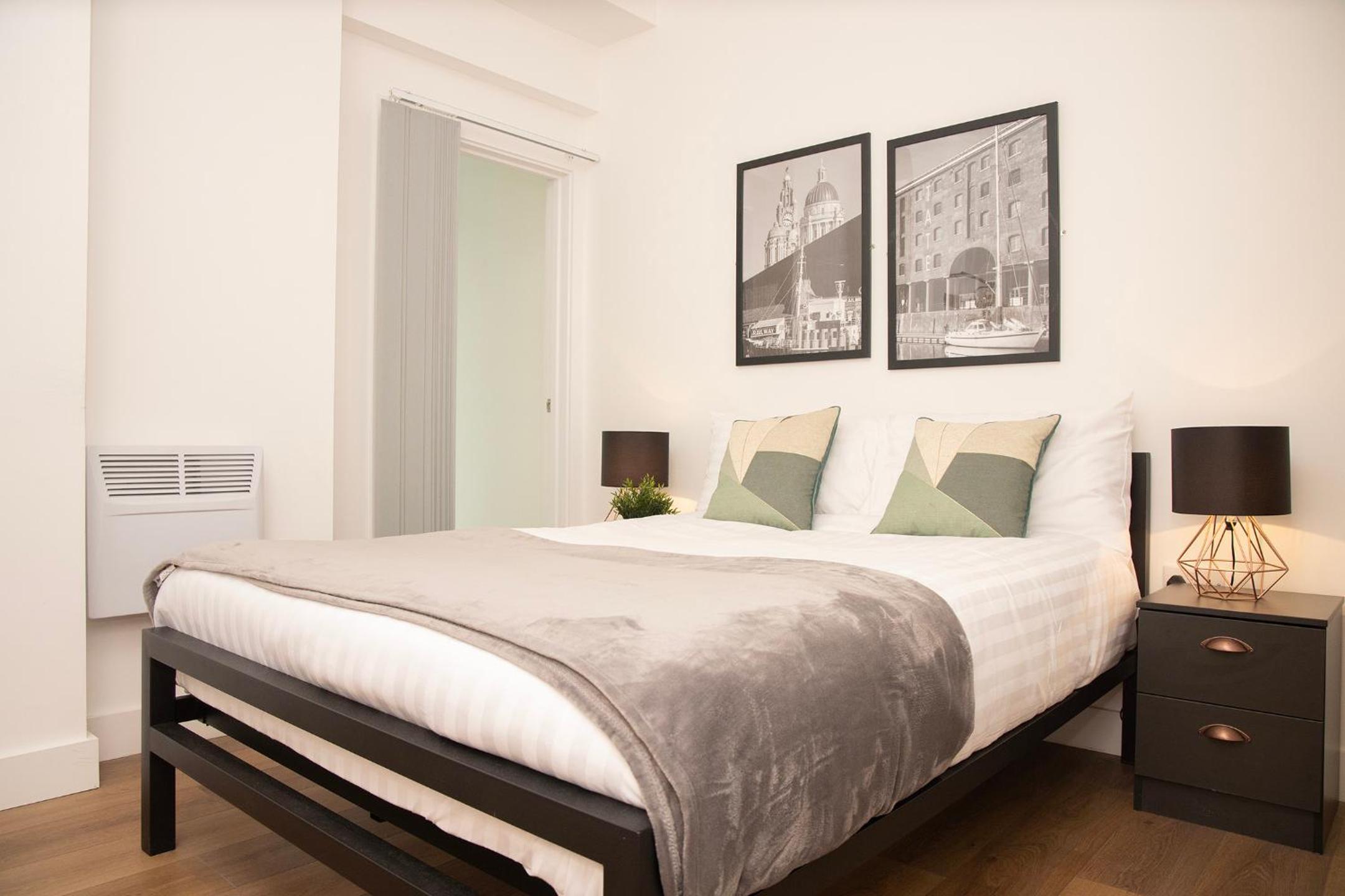 One-Bedroom Apartment - Photo 9