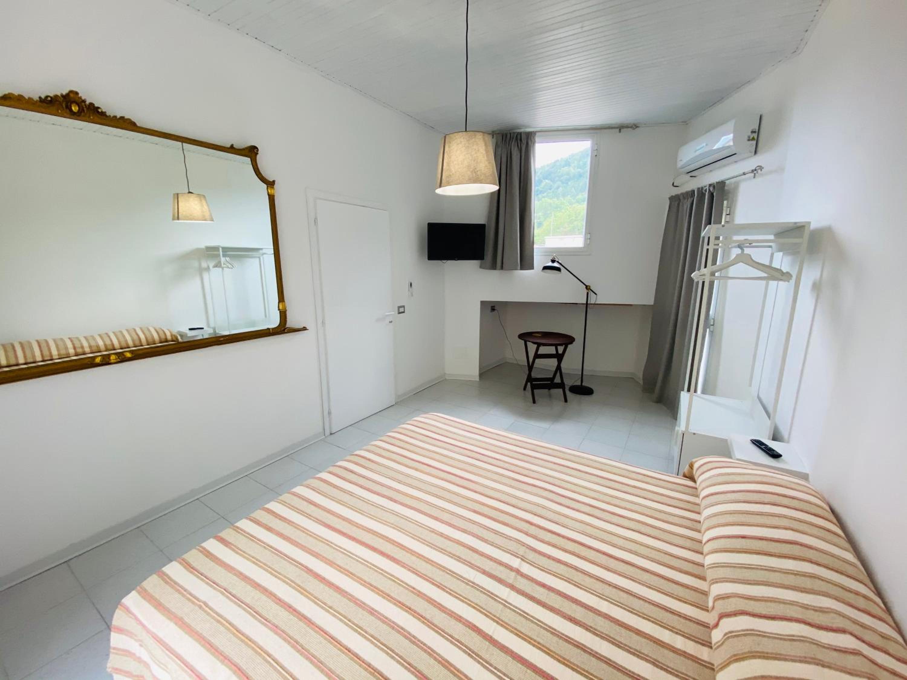 Queen Room with Garden View photo 3