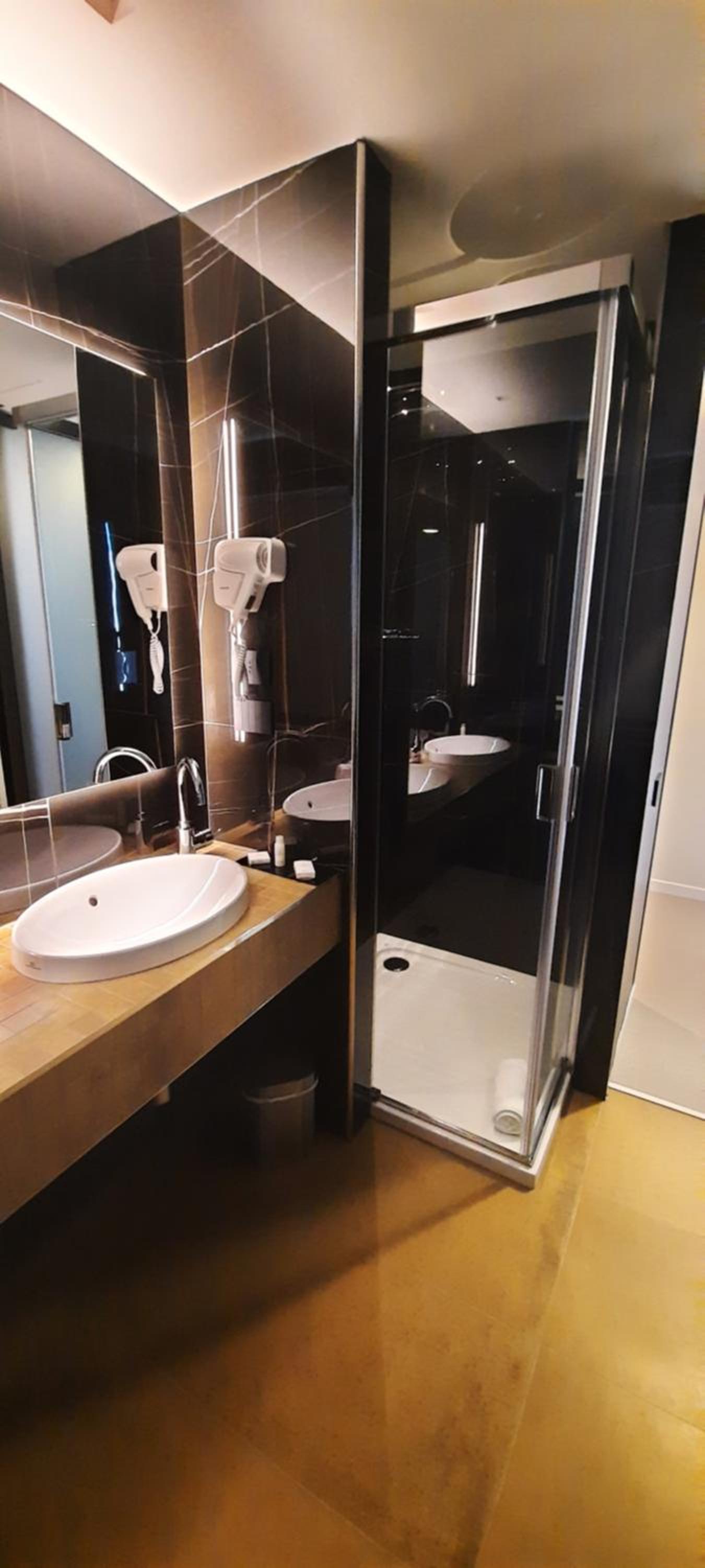 Superior Double Room - Photo 13