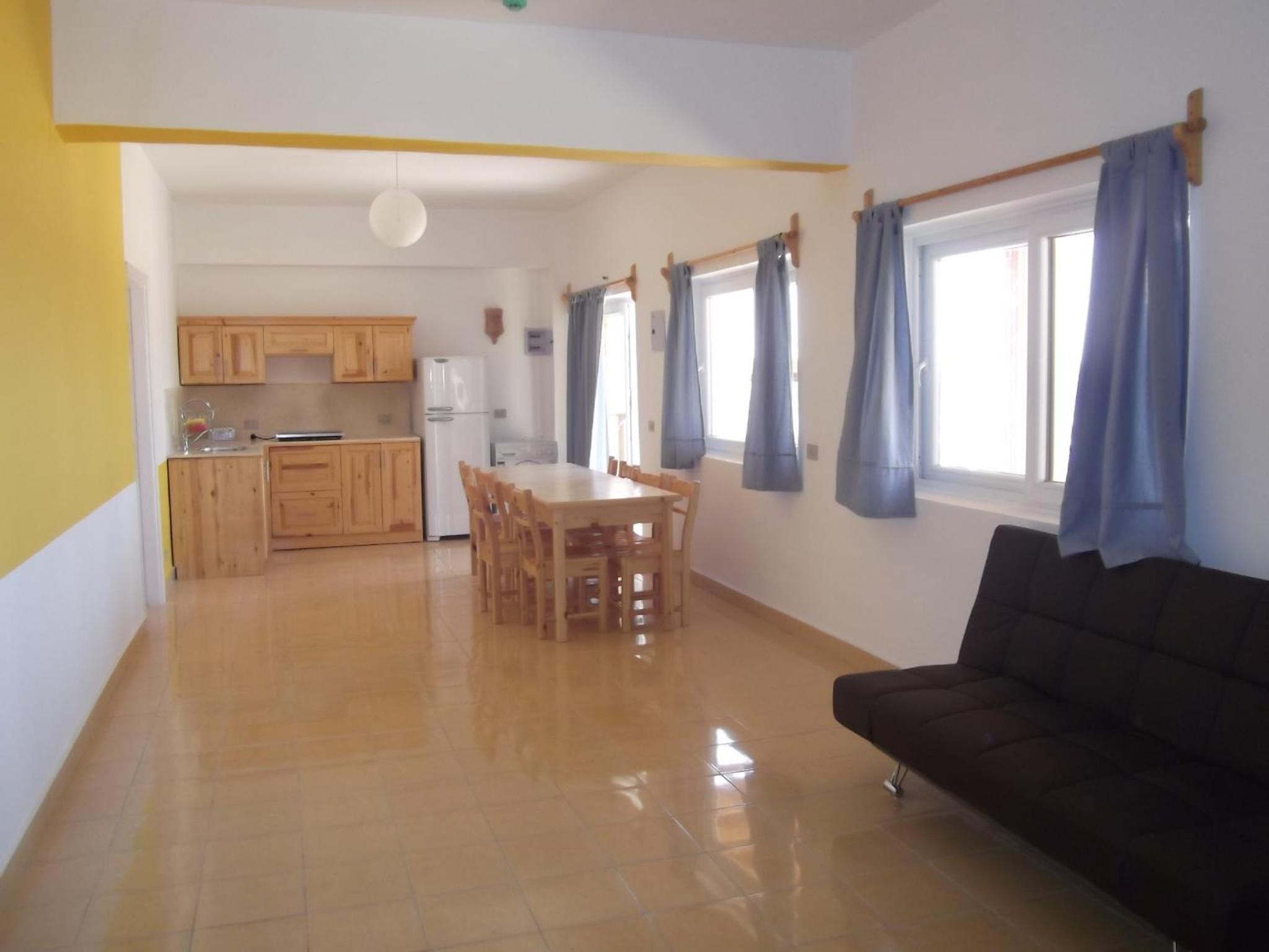 Apartment with Sea View - Photo 28