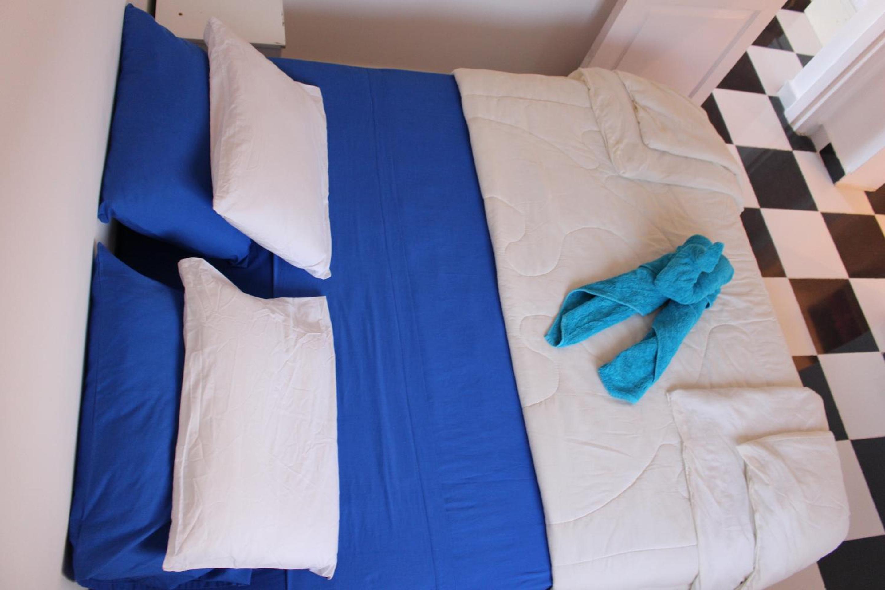 Apartment with Sea View - Photo 29