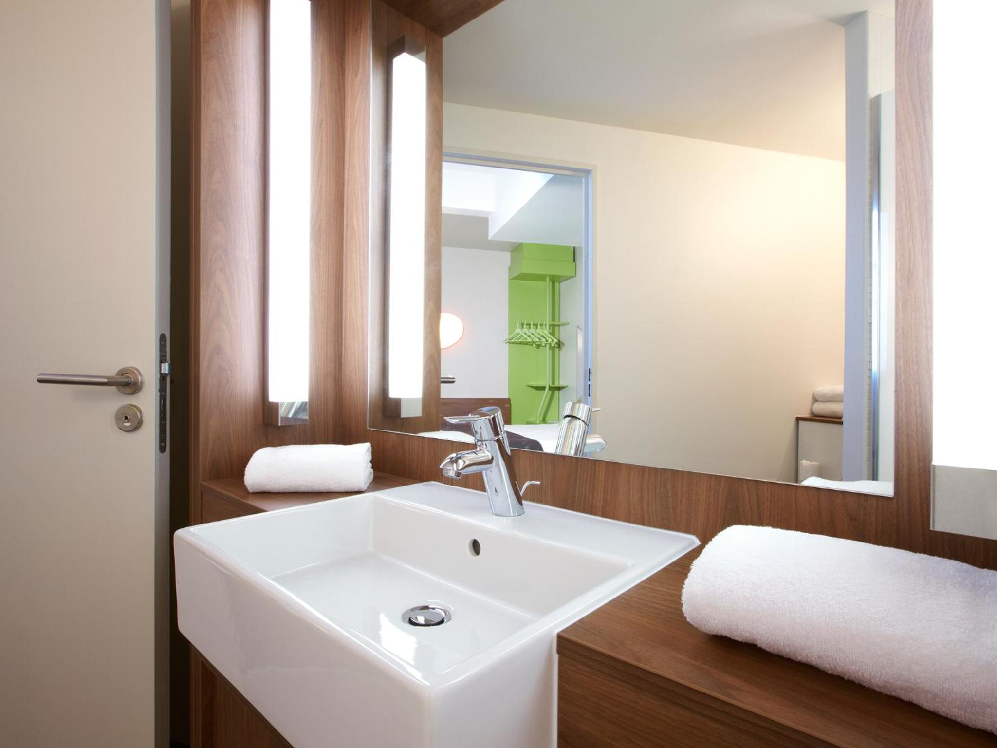 Standard Double Room - Photo 3
