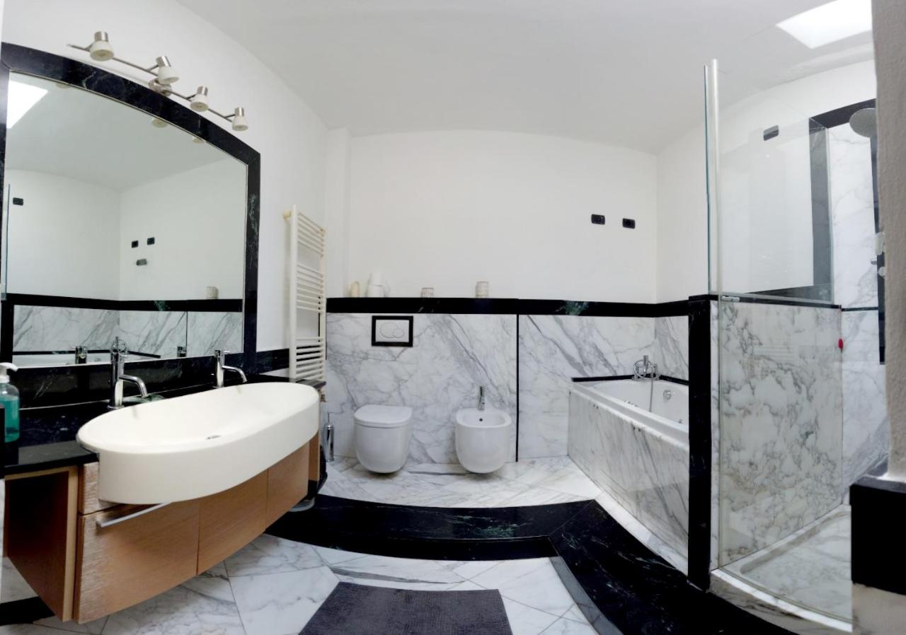 One-Bedroom Apartment - Photo 11