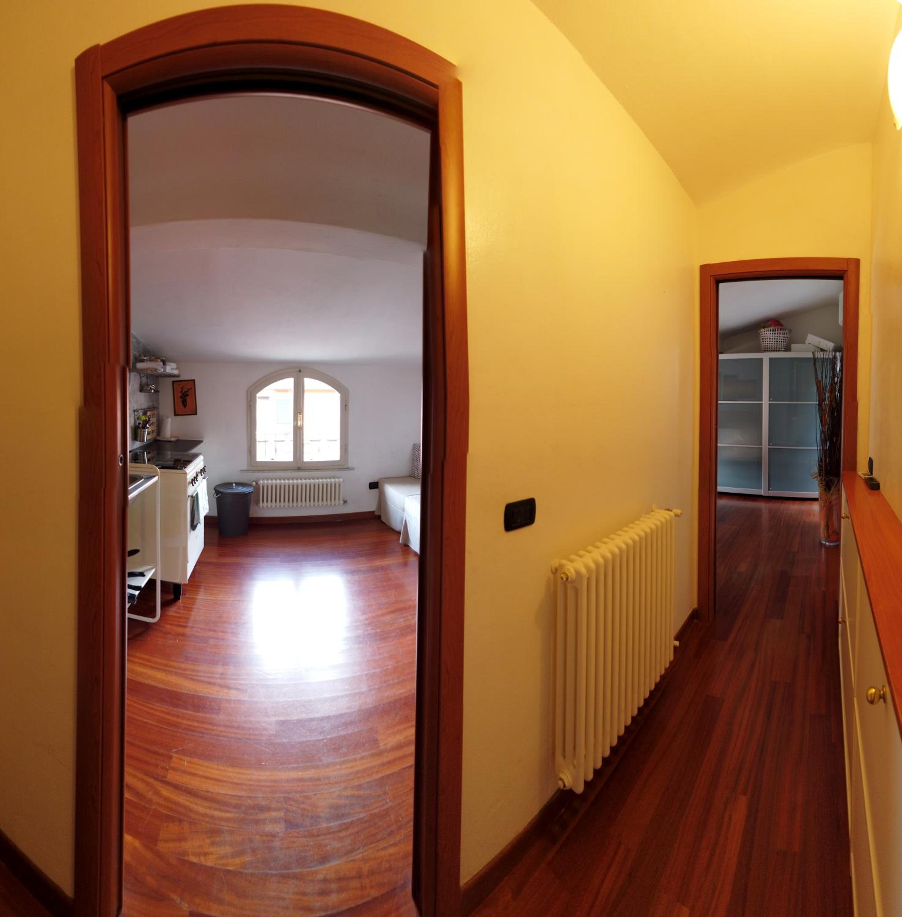 One-Bedroom Apartment - Photo 9