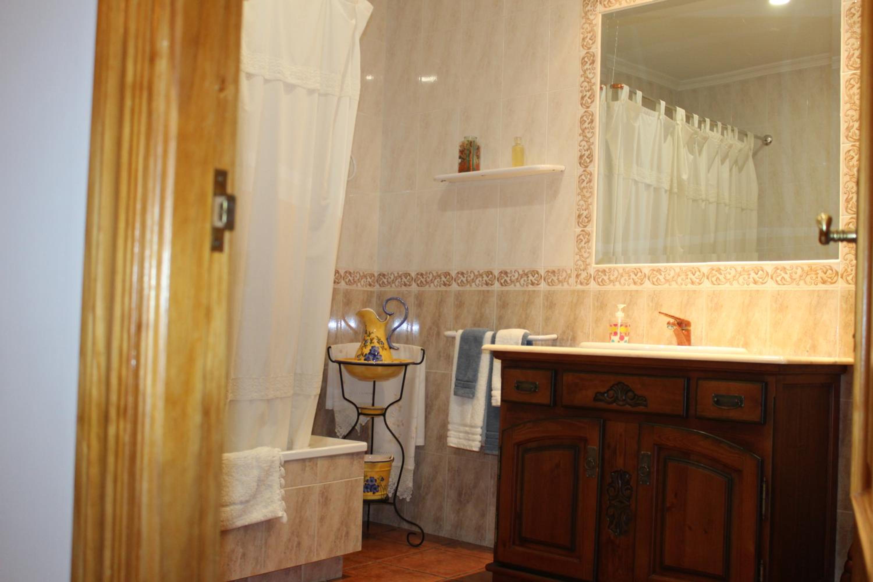 Two-Bedroom Apartment - Photo 7