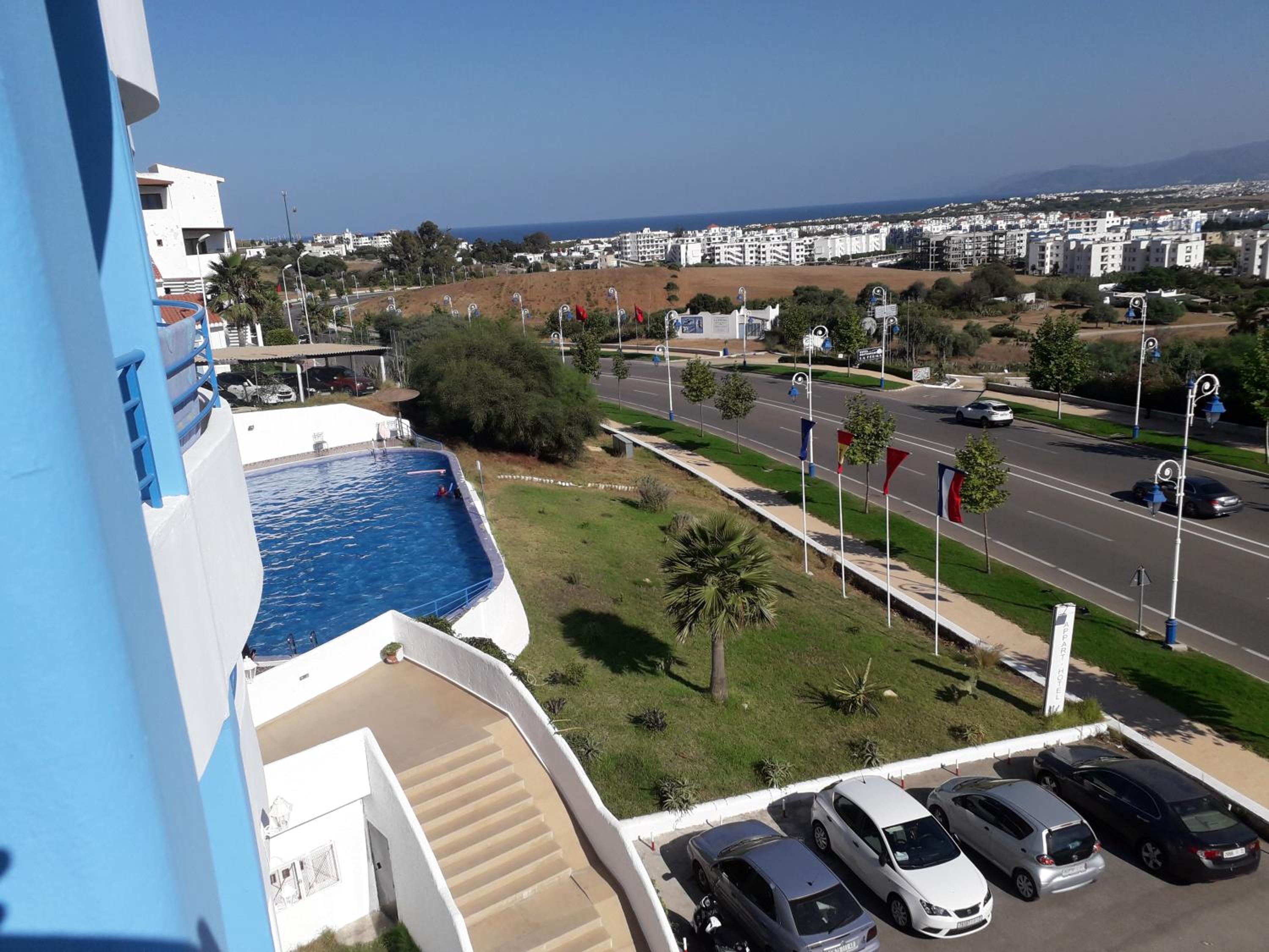 Studio with Pool View - Photo 20