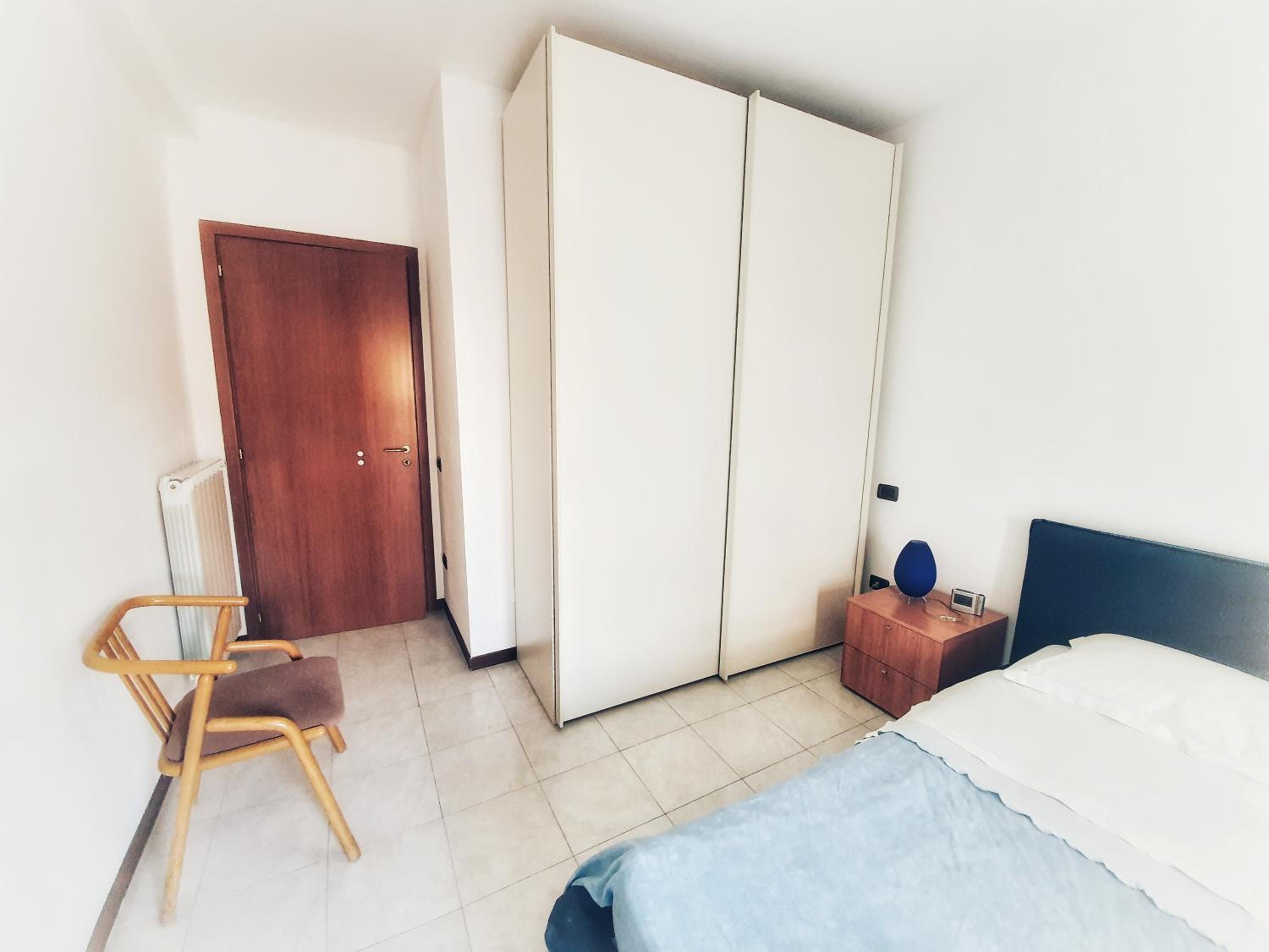 Two-Bedroom Apartment - Photo 2