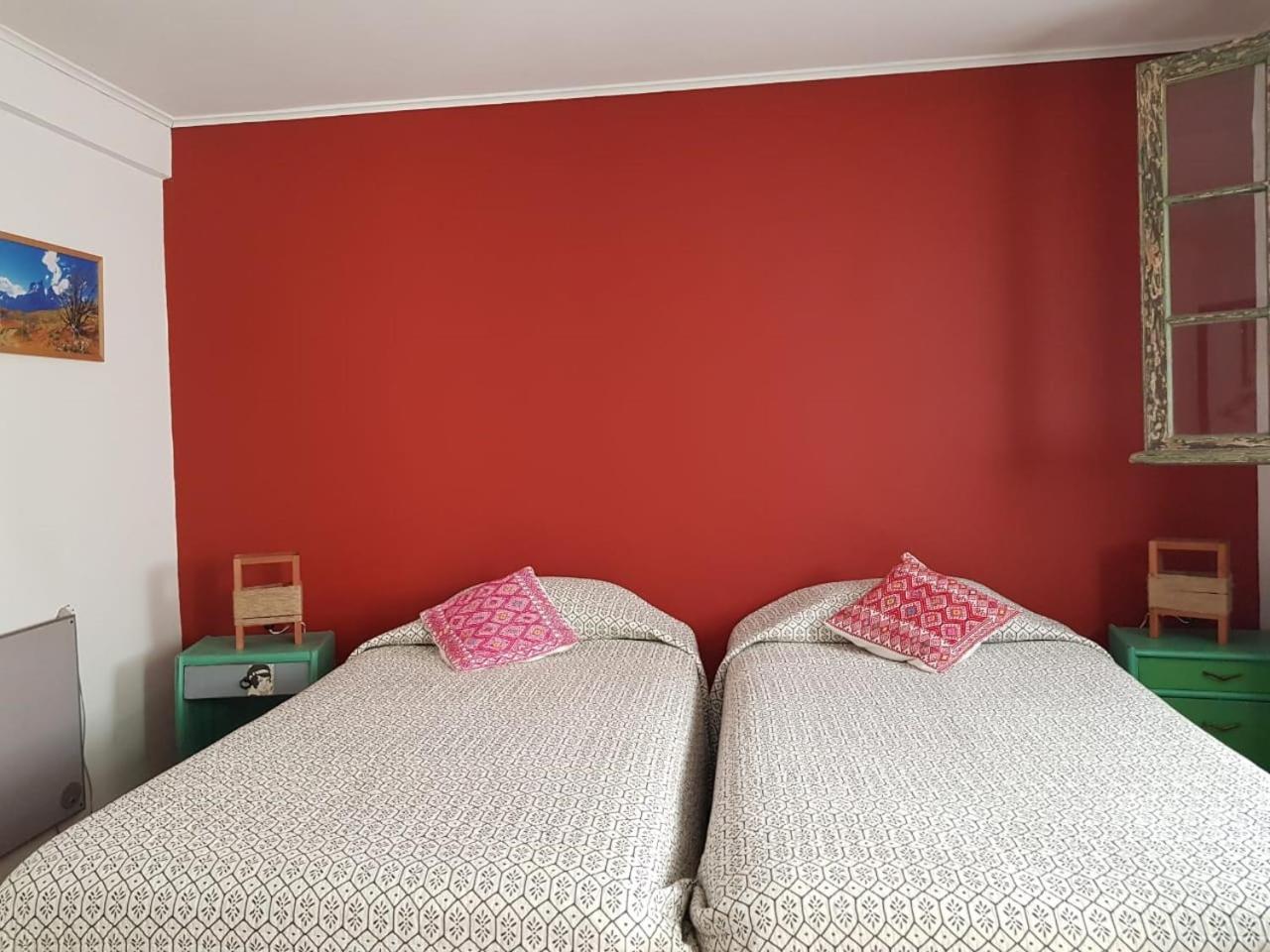 Twin Room with Private Bathroom photo 1