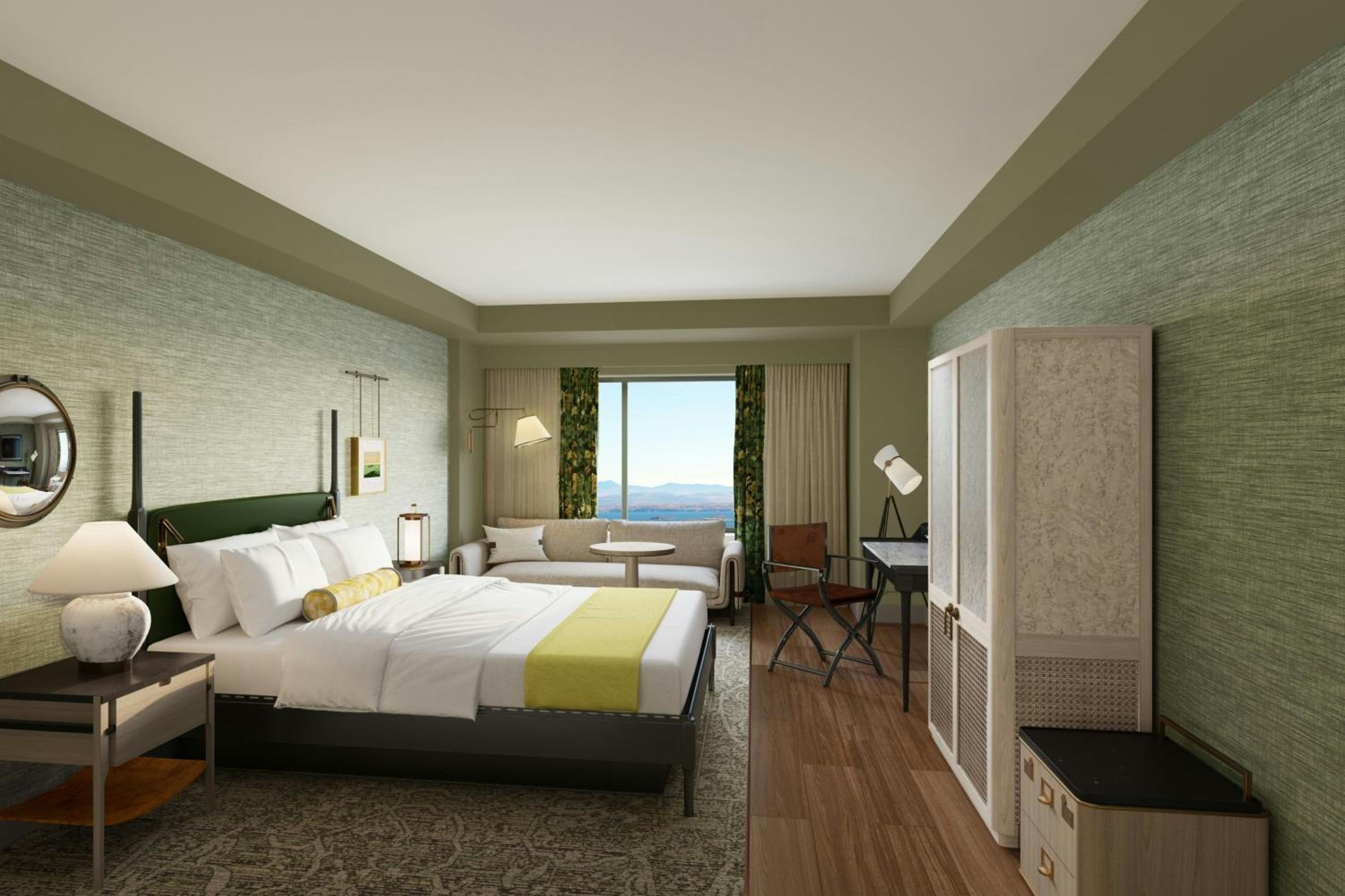 Queen Room with Two Queen Beds and Lake View