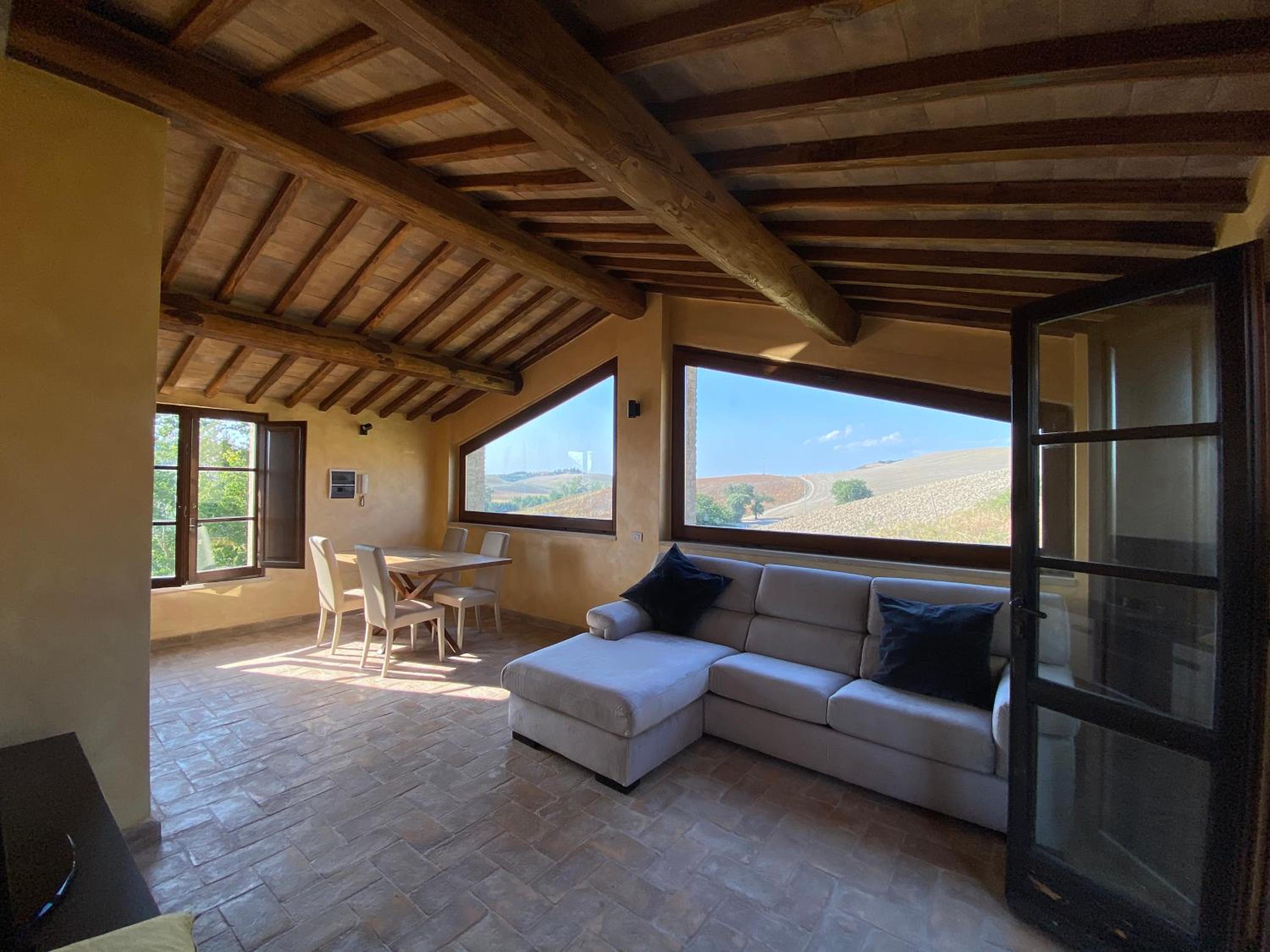One-Bedroom House photo 1