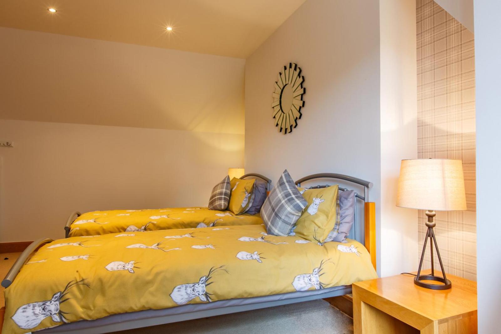 Deluxe Twin Room - Photo 2