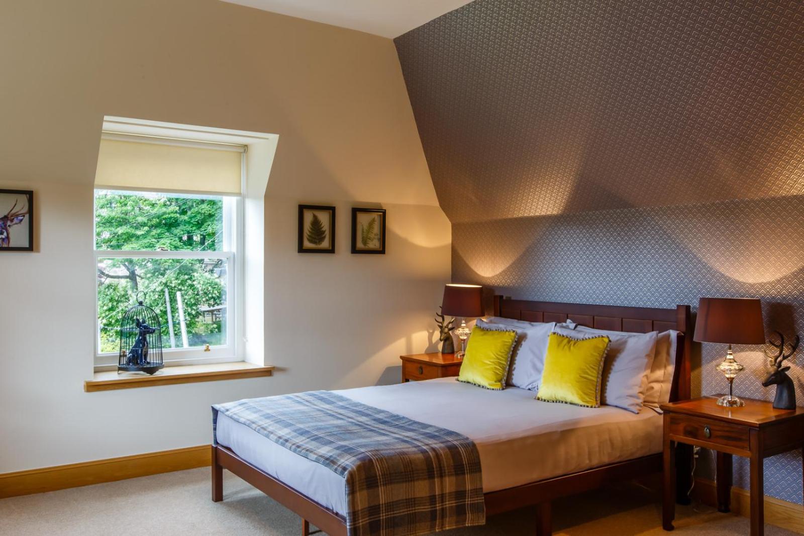 Superior King Room