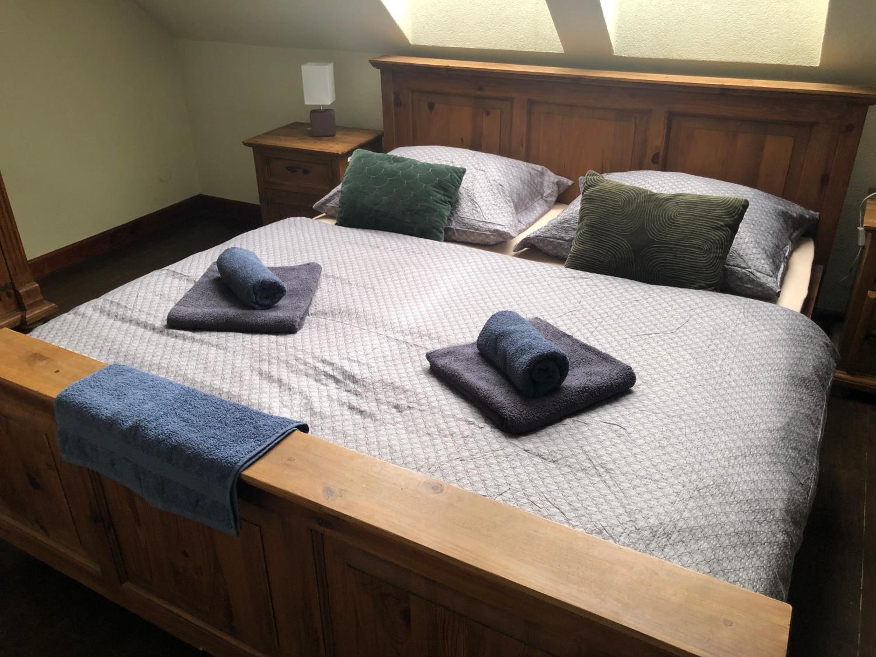 Double Room with Private Bathroom - Photo 6