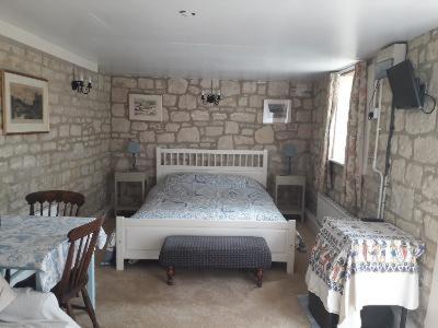 Deluxe Double Room with Shower photo 1
