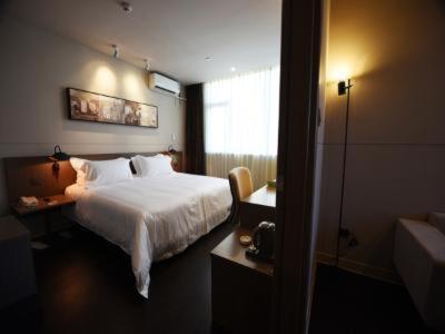 Business Suite A
