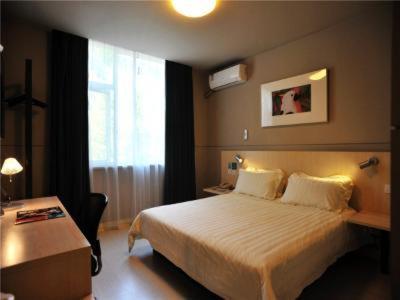 Standard Double Room photo 3