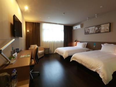 Business Twin Room A