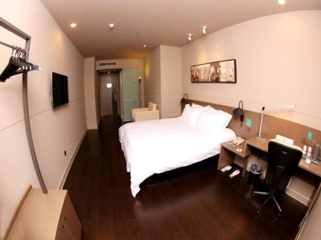 Business Room C