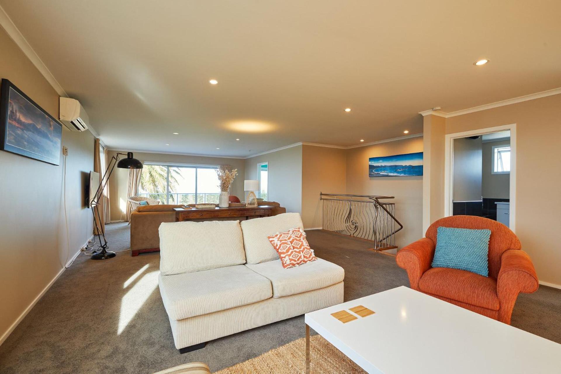 Four-Bedroom House photo 2