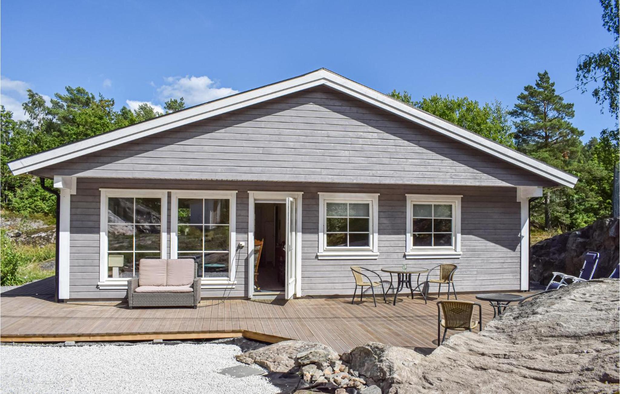 Four-Bedroom Vacation Home photo 2