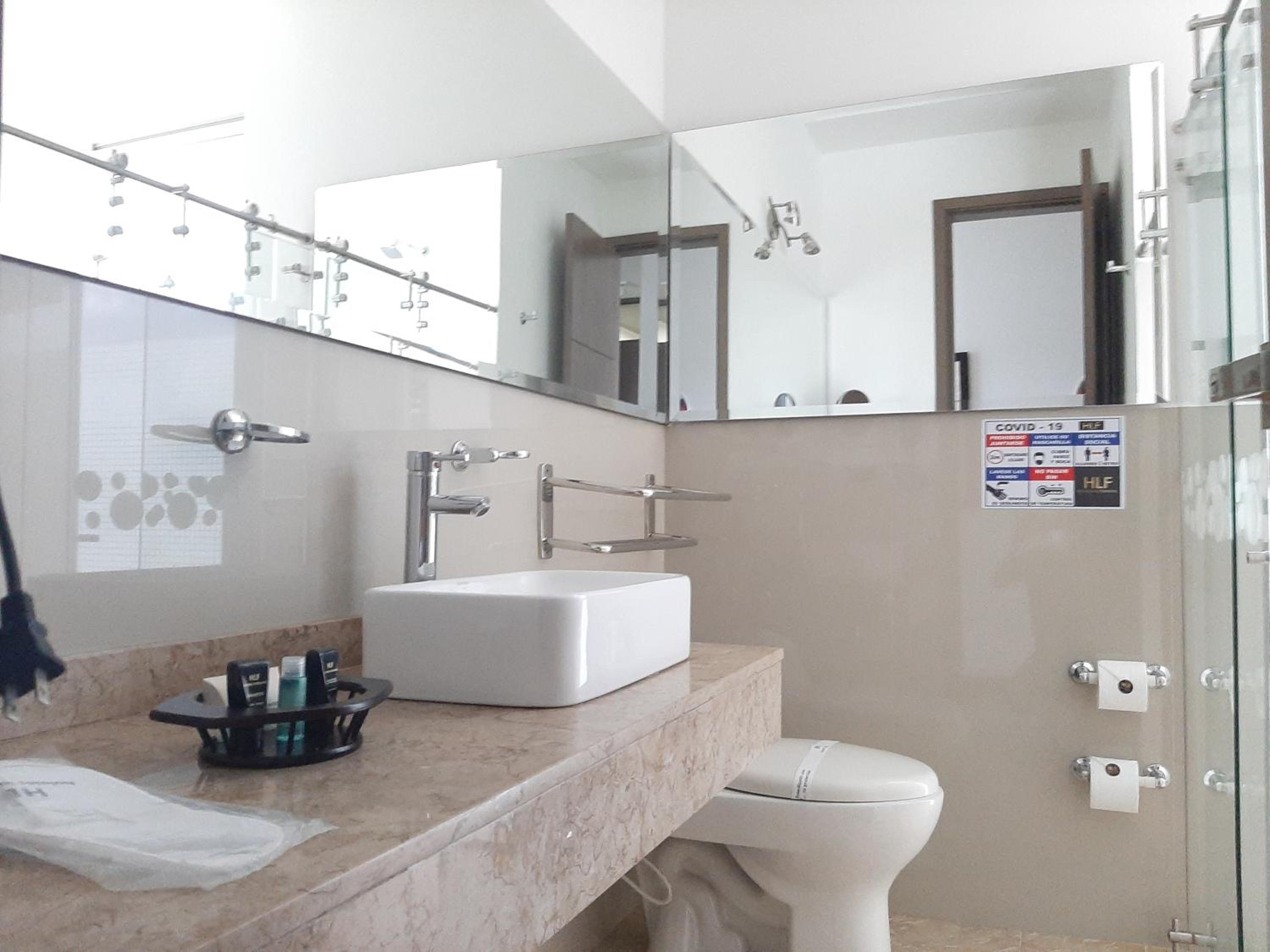 Suite photo 3