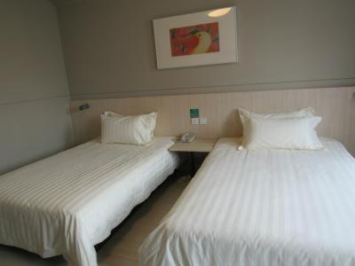 Business Twin Room C photo 2
