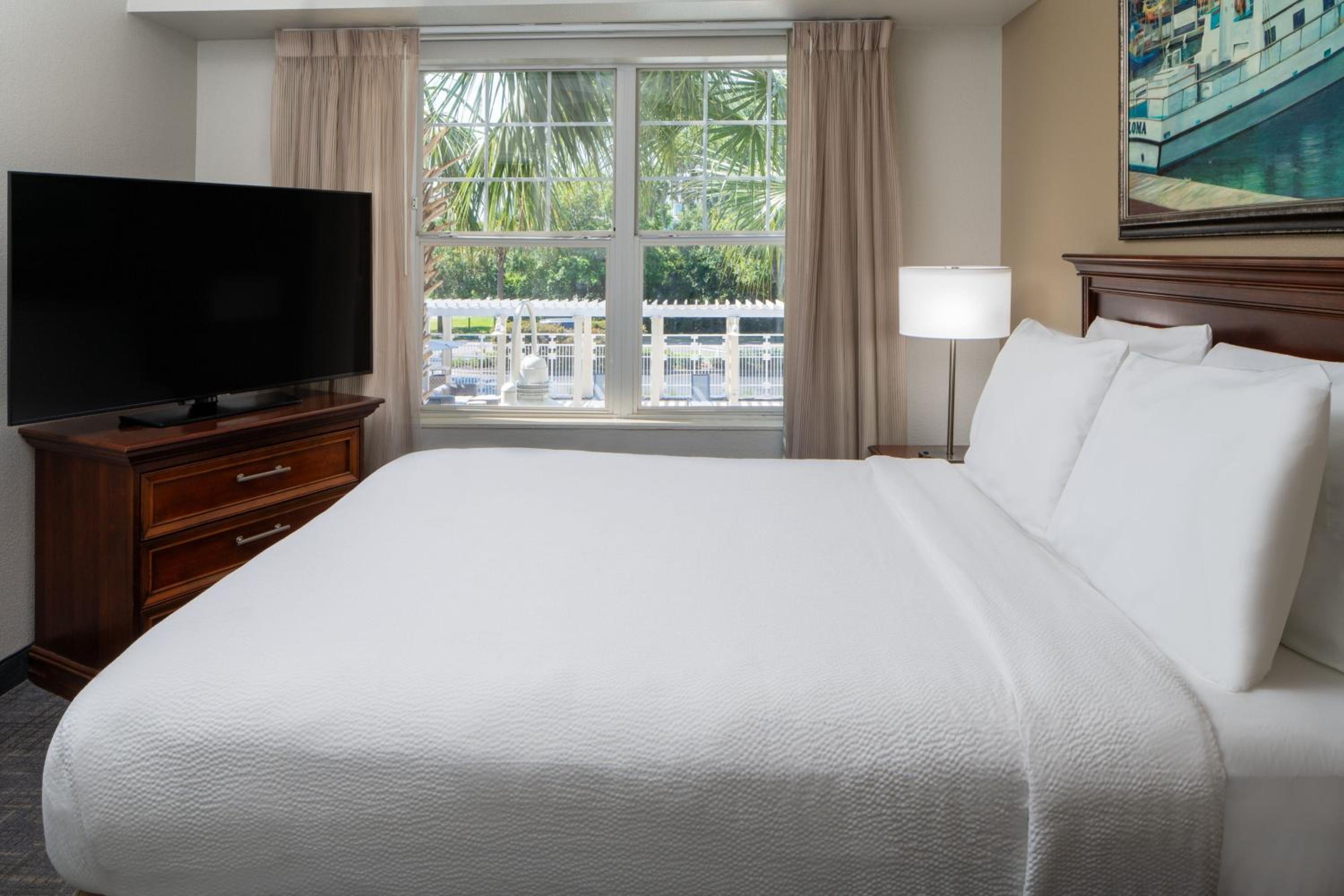 2 Bedroom Suite