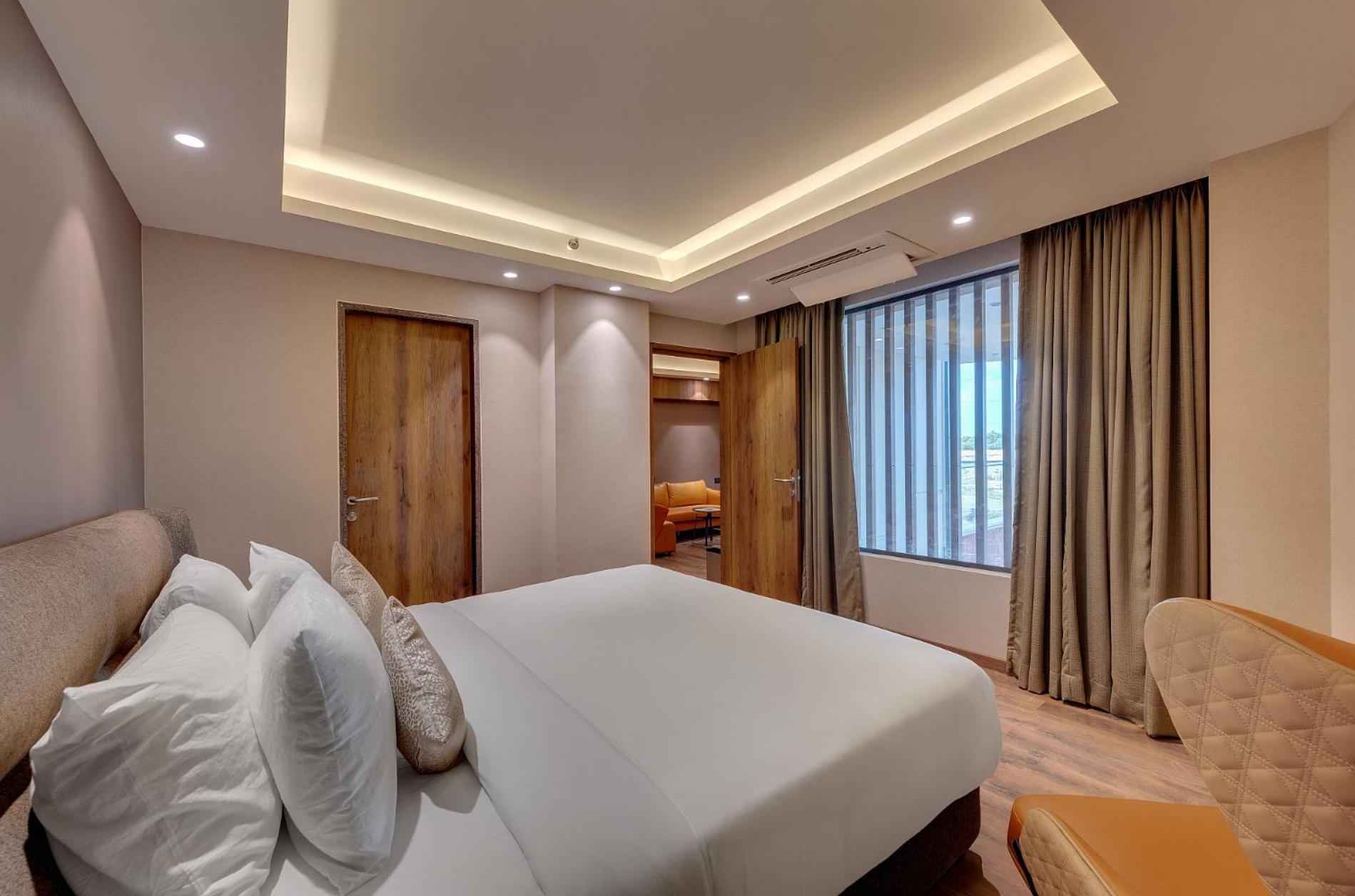 Hazel Suite