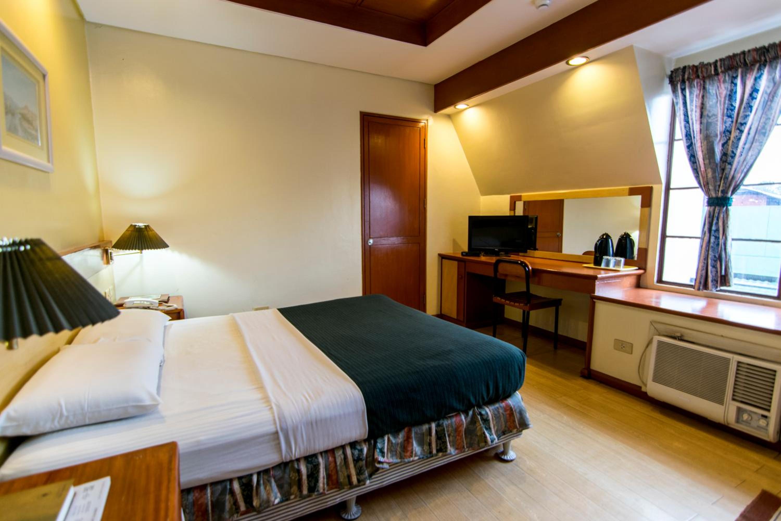 Deluxe Double Room photo 2