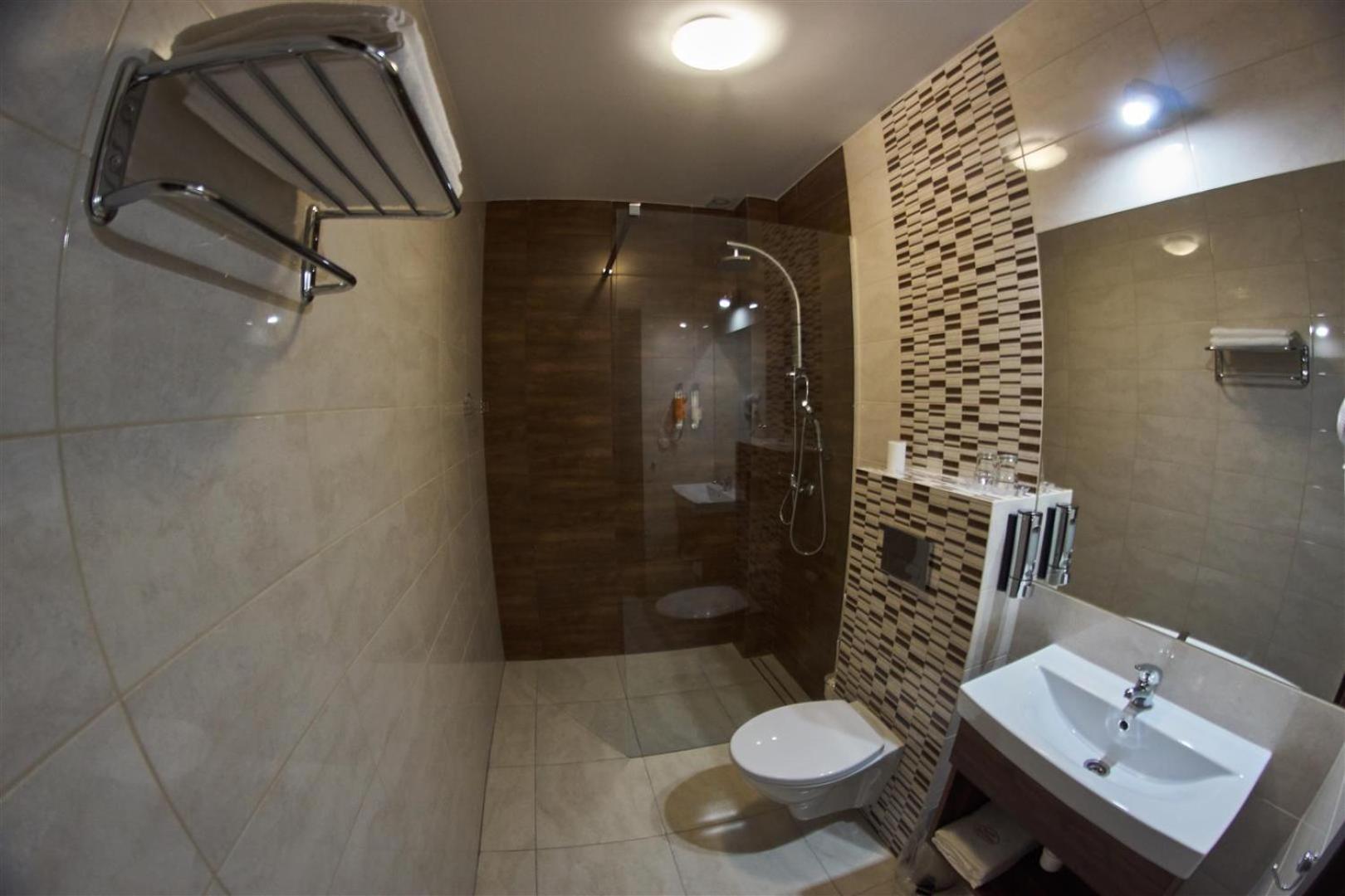 Double Room with Extra Bed photo 3