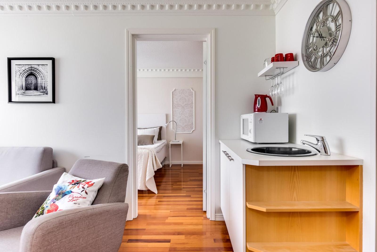 Deluxe Family Suite - Photo 2
