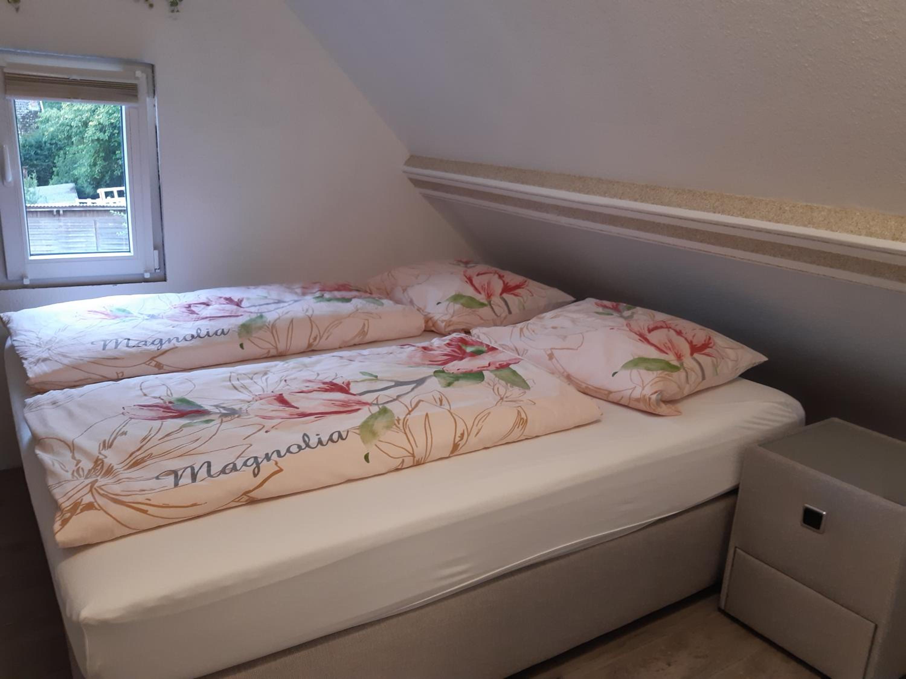 Deluxe Room - Photo 10