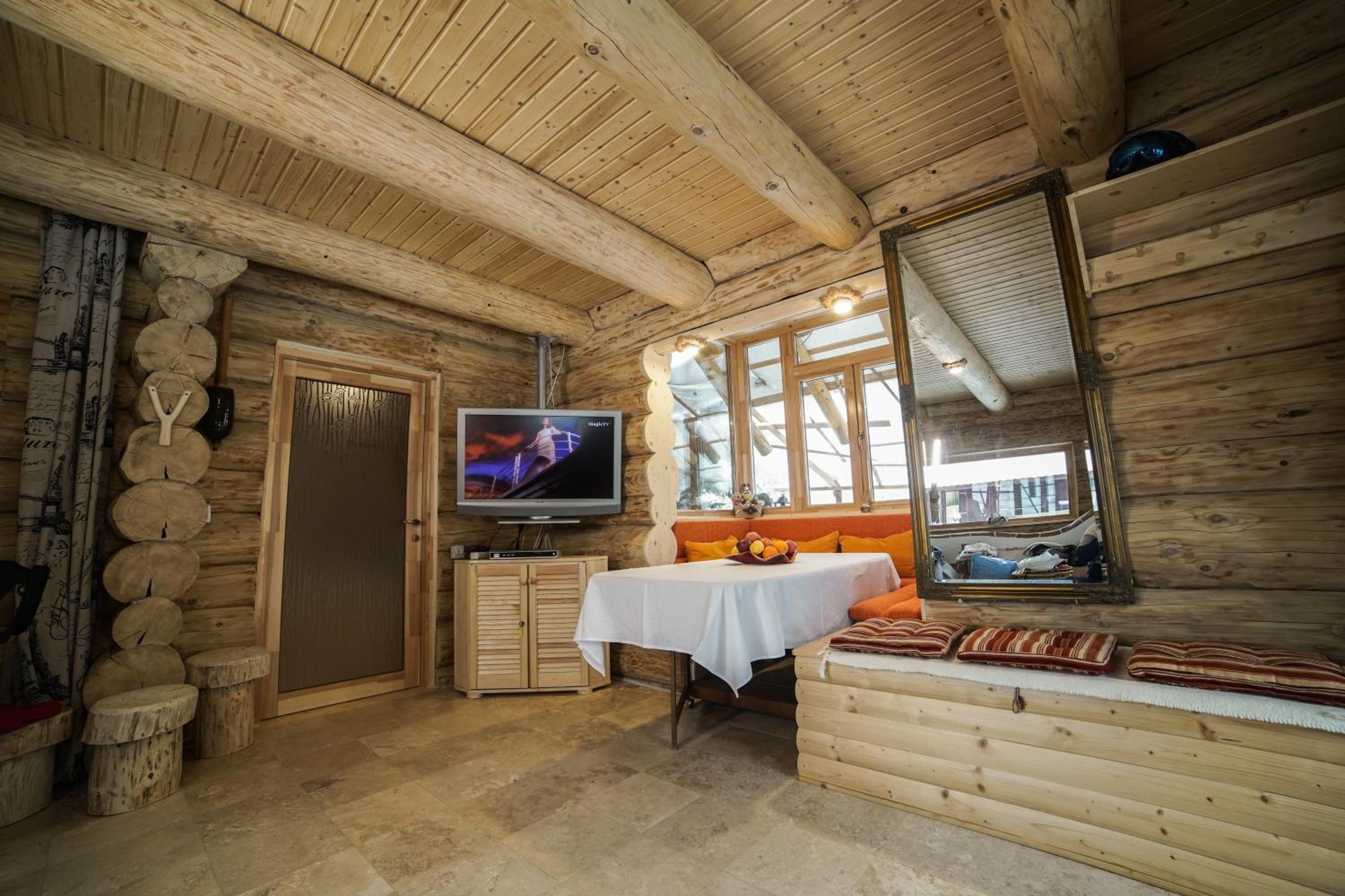 Chalet photo 1