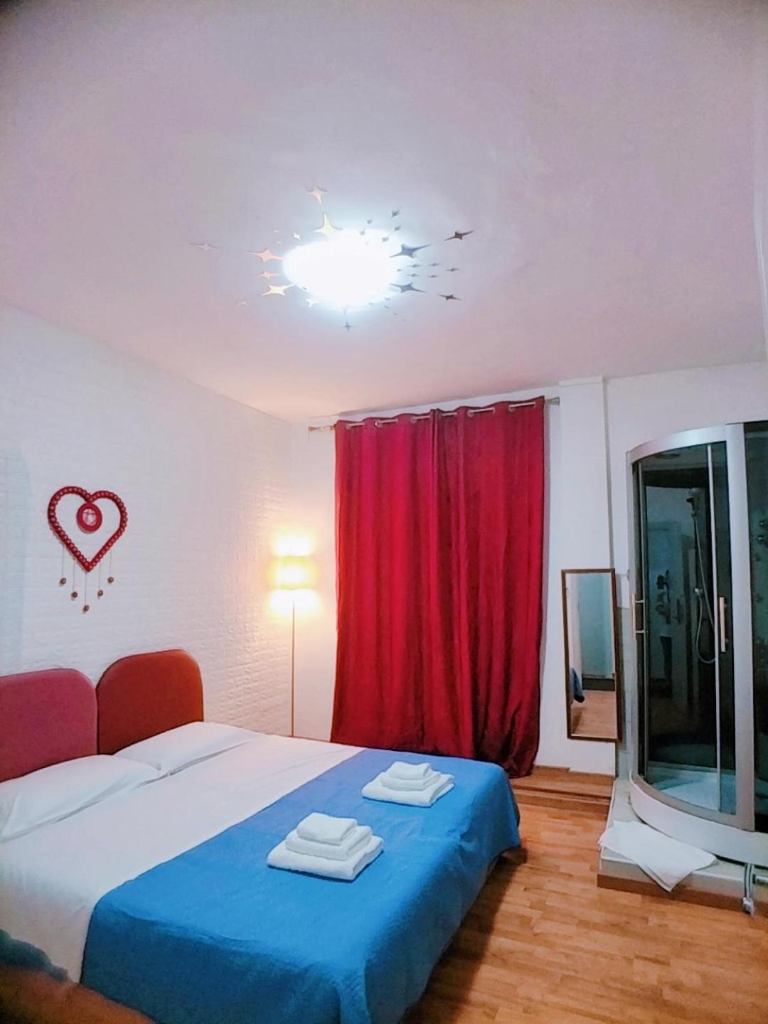 Double Room with Private External Bathroom