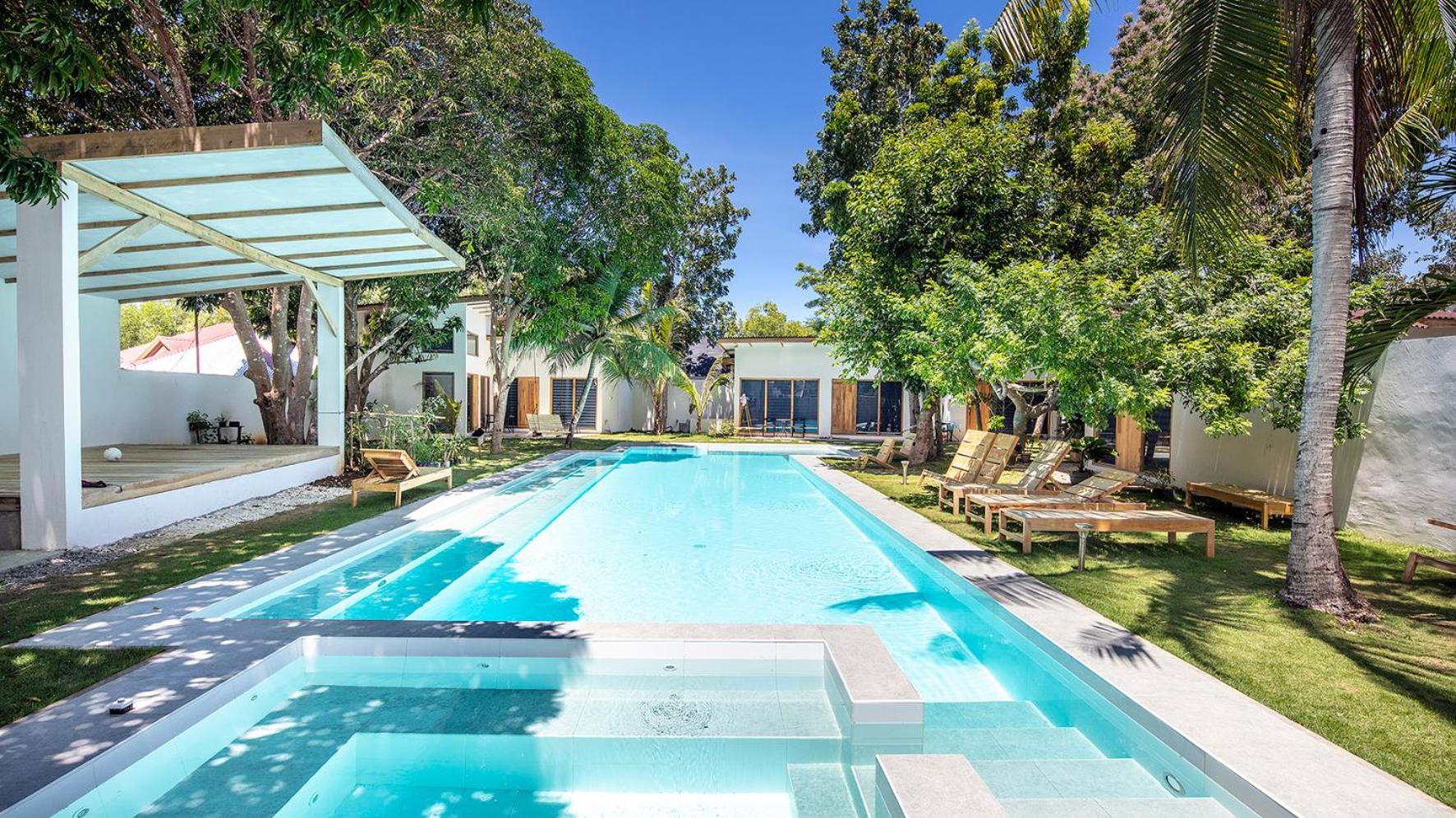 Deluxe Bungalow photo 3