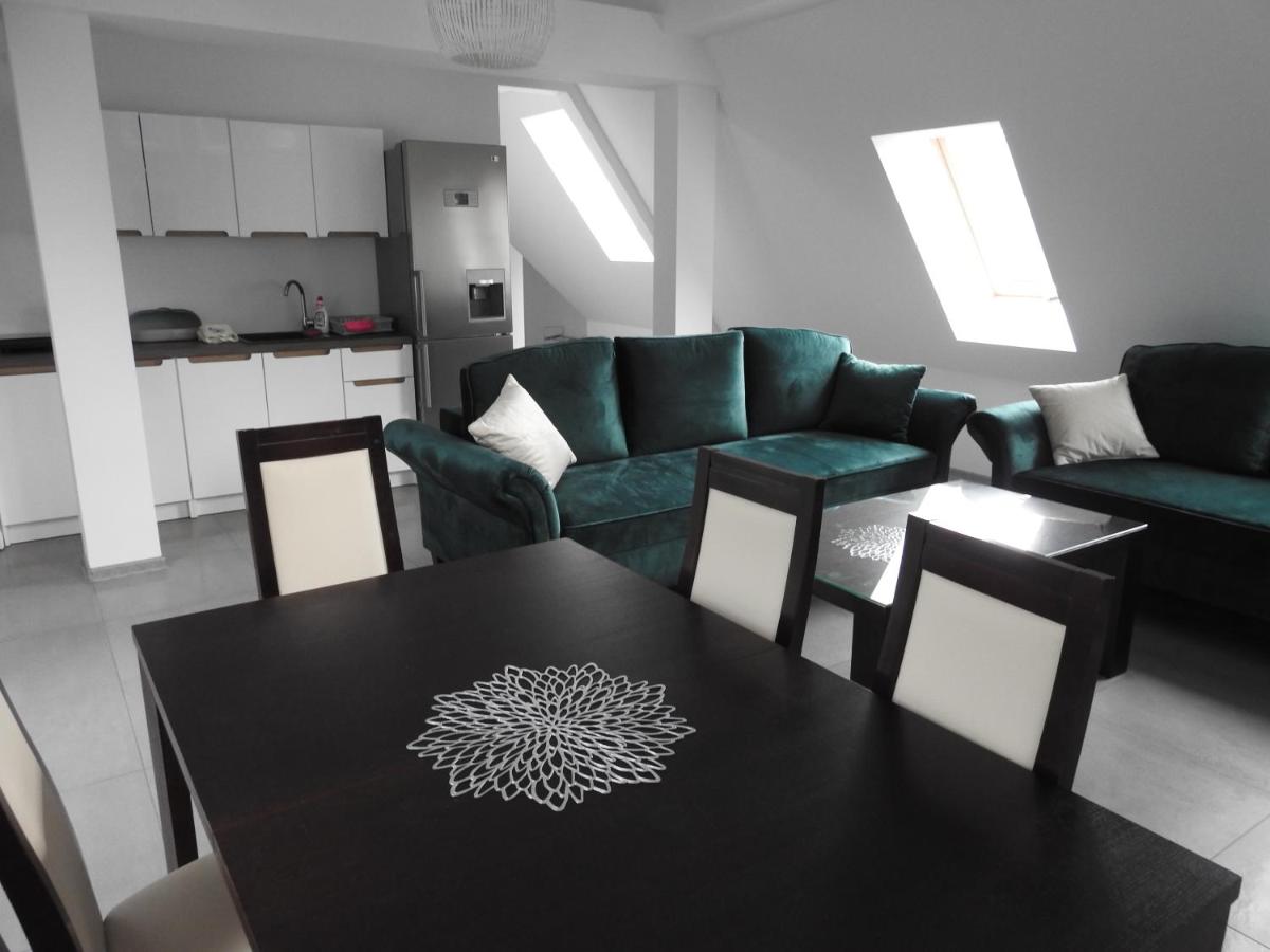 Apartment photo 2