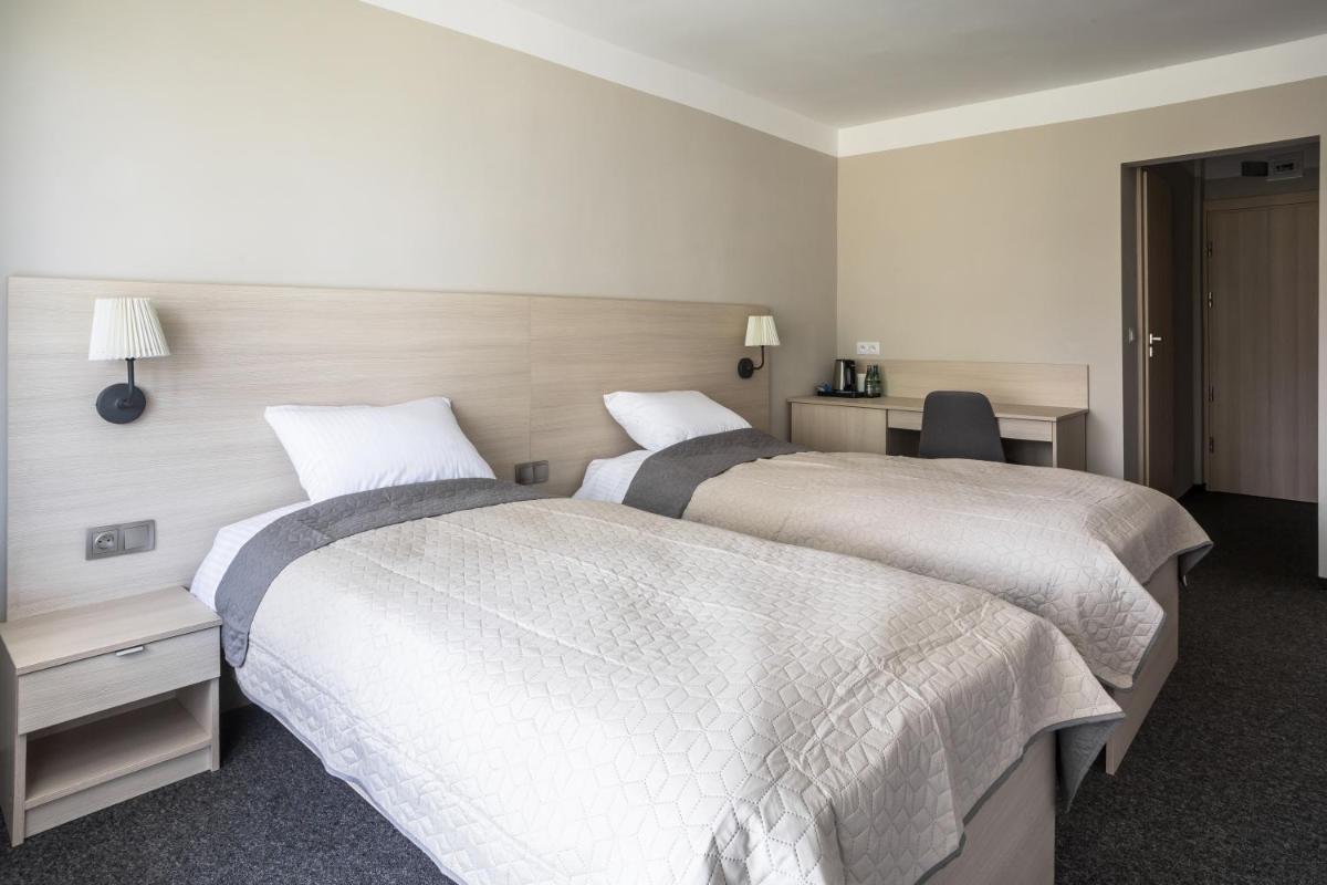 Double Room with Lake View photo 2