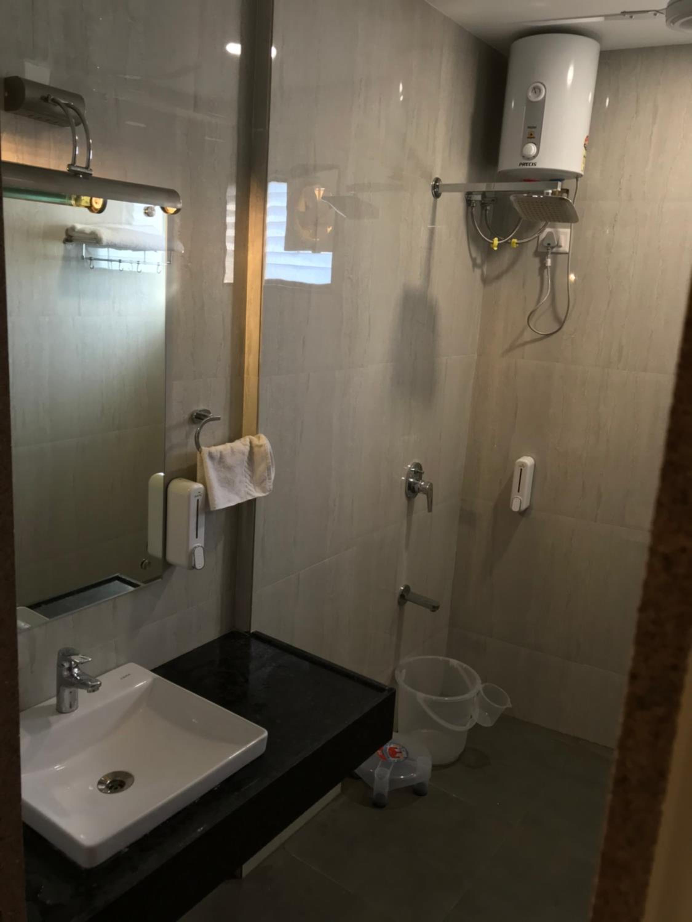 Deluxe Double Room photo 3