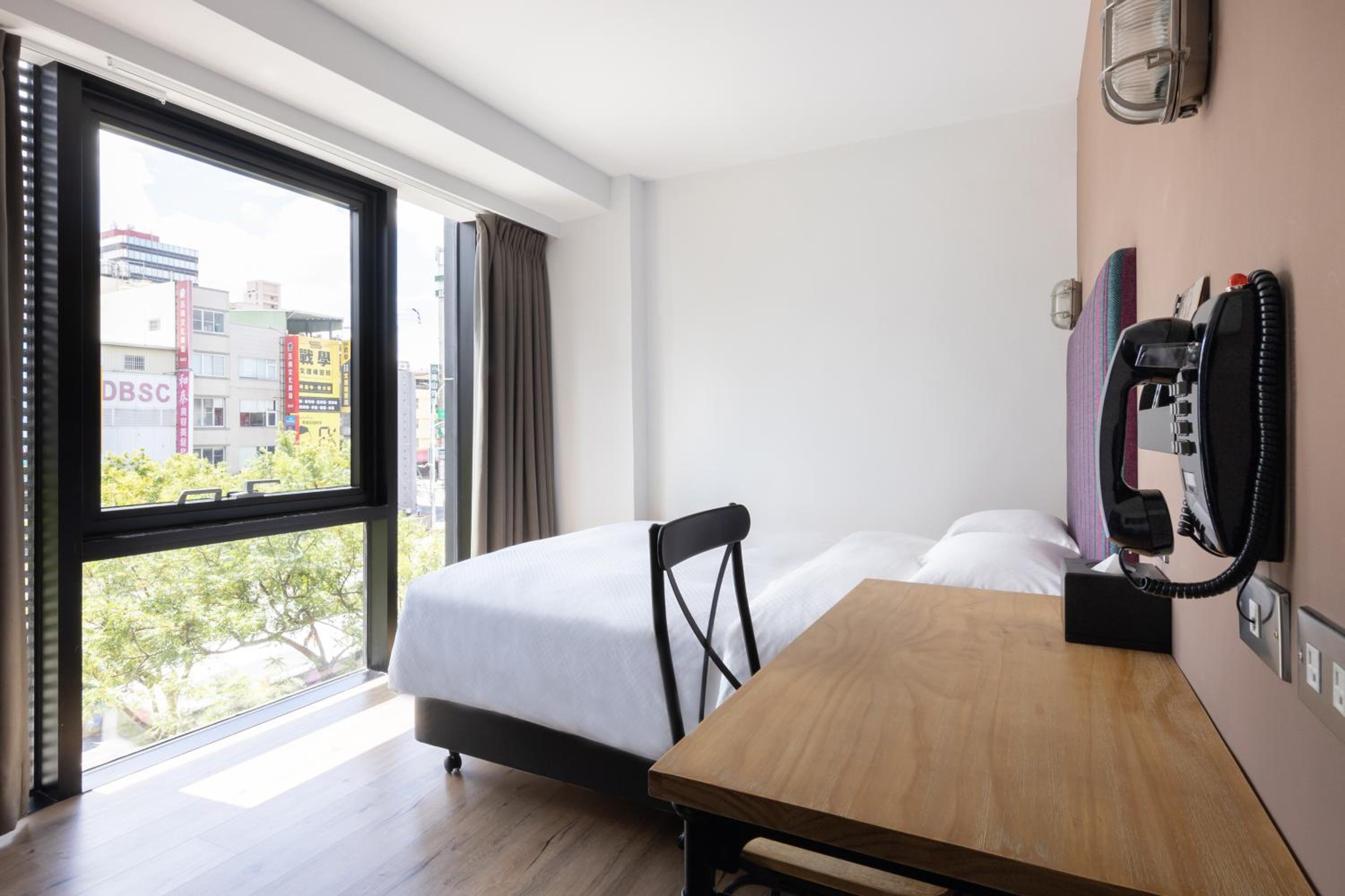 Deluxe Double Room - Photo 1