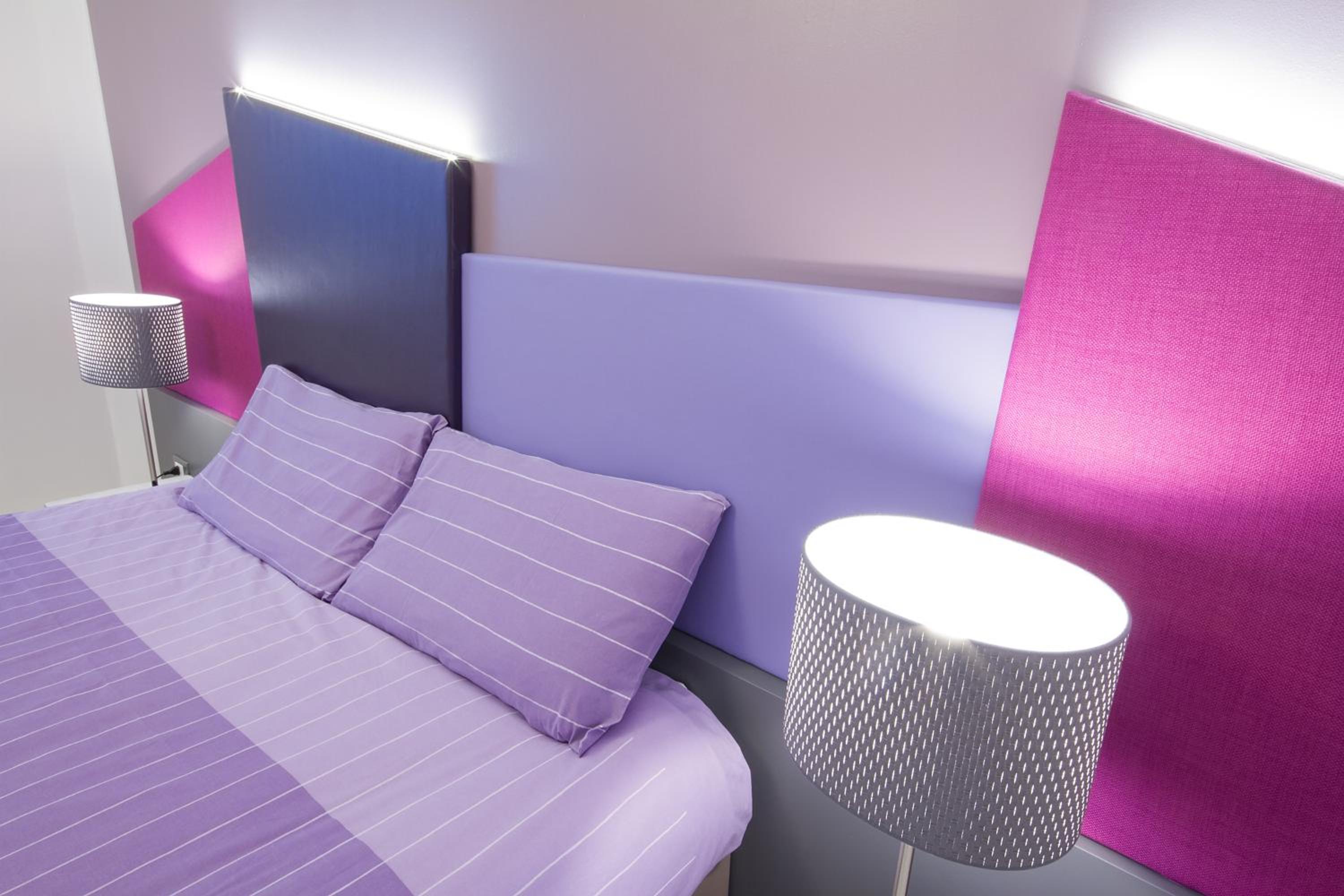 Double or Twin Room with Private Bathroom photo 2